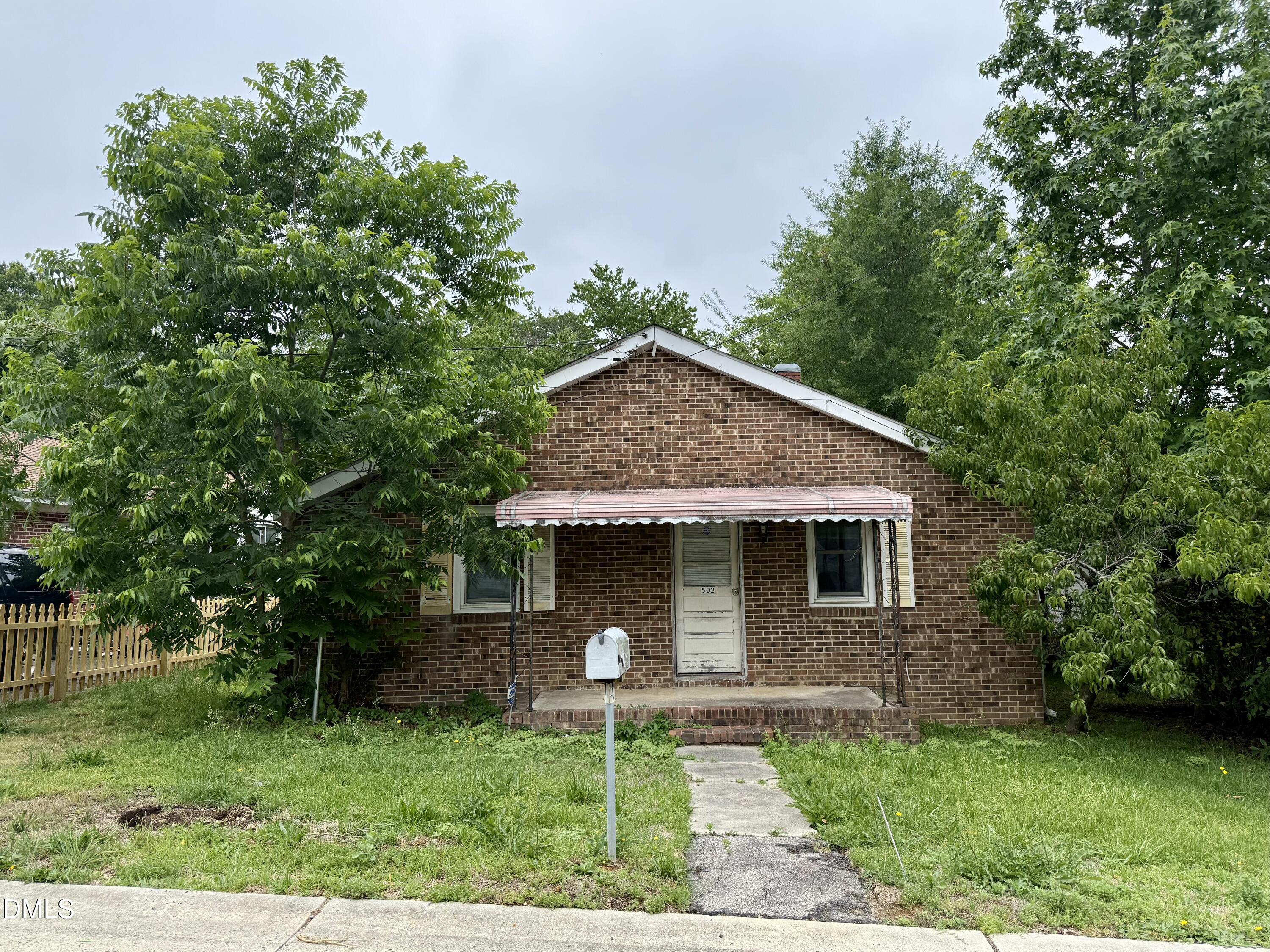 502 1st Street Property Photo 1