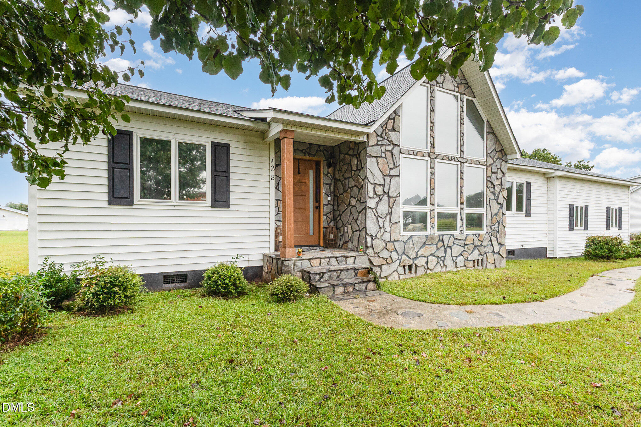 128 Linda Street Property Photo 5