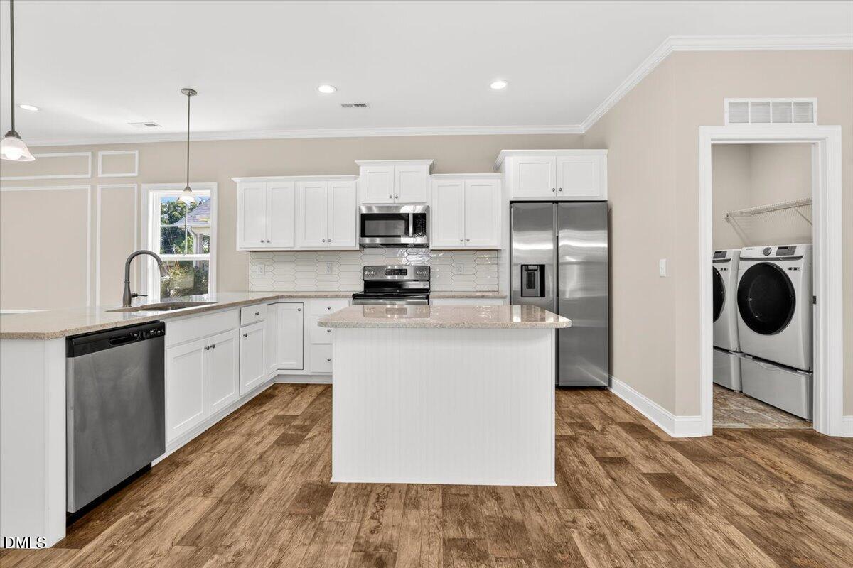 706 S Pollock Street Property Photo 1