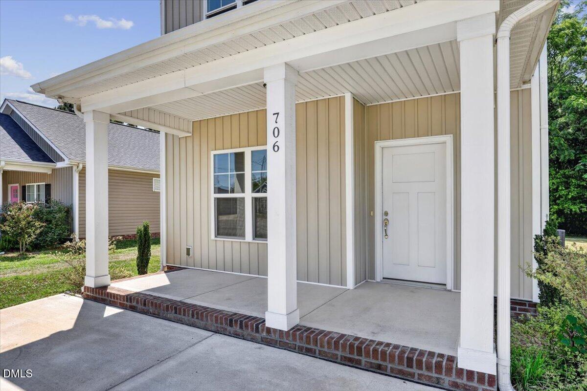 706 S Pollock Street Property Photo 4