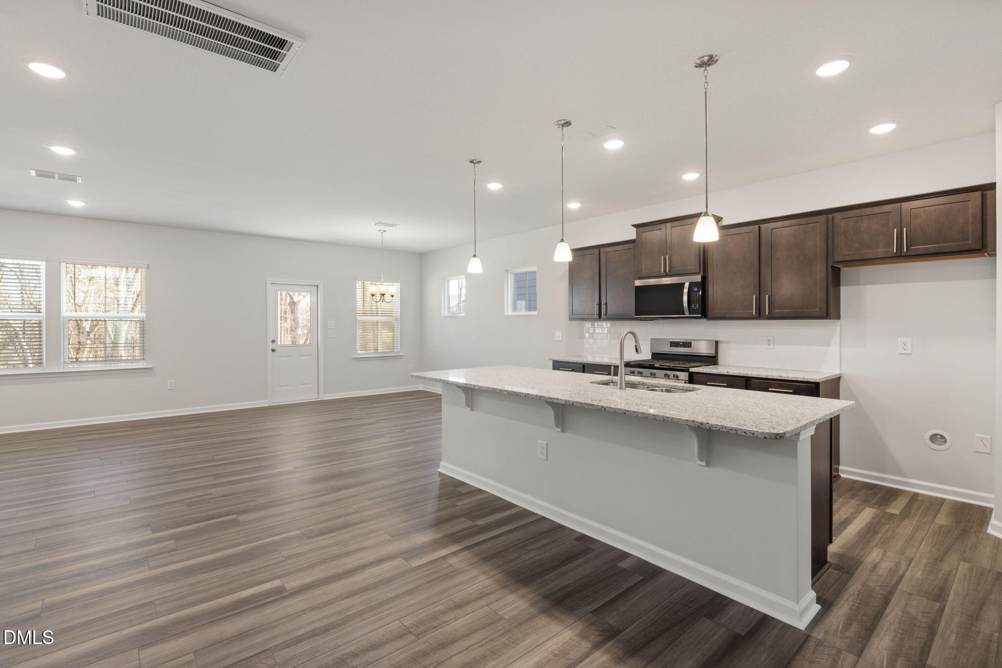 656 Ben Ledi Court Property Photo 3