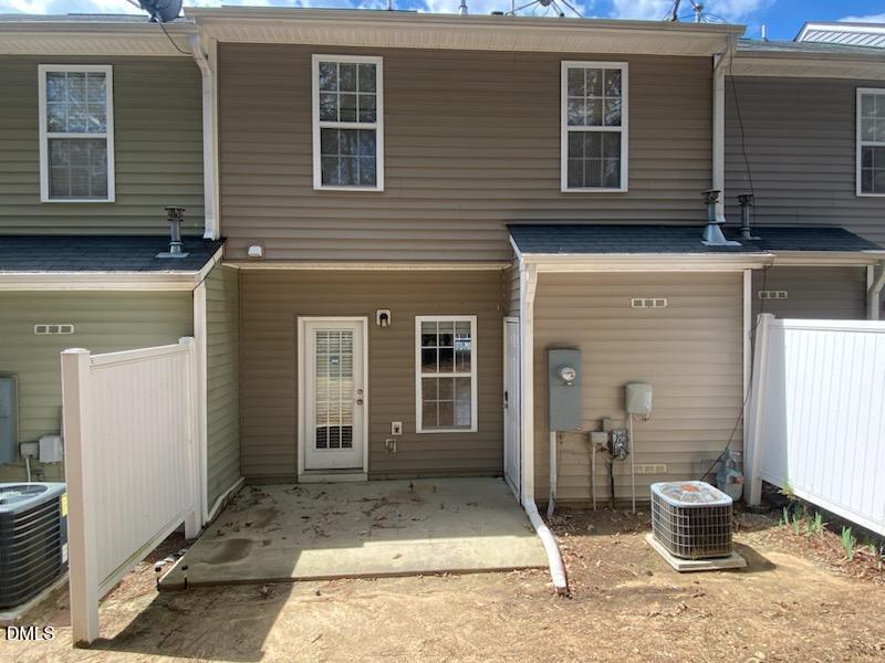 4004 Volkswalk Place Property Photo 14