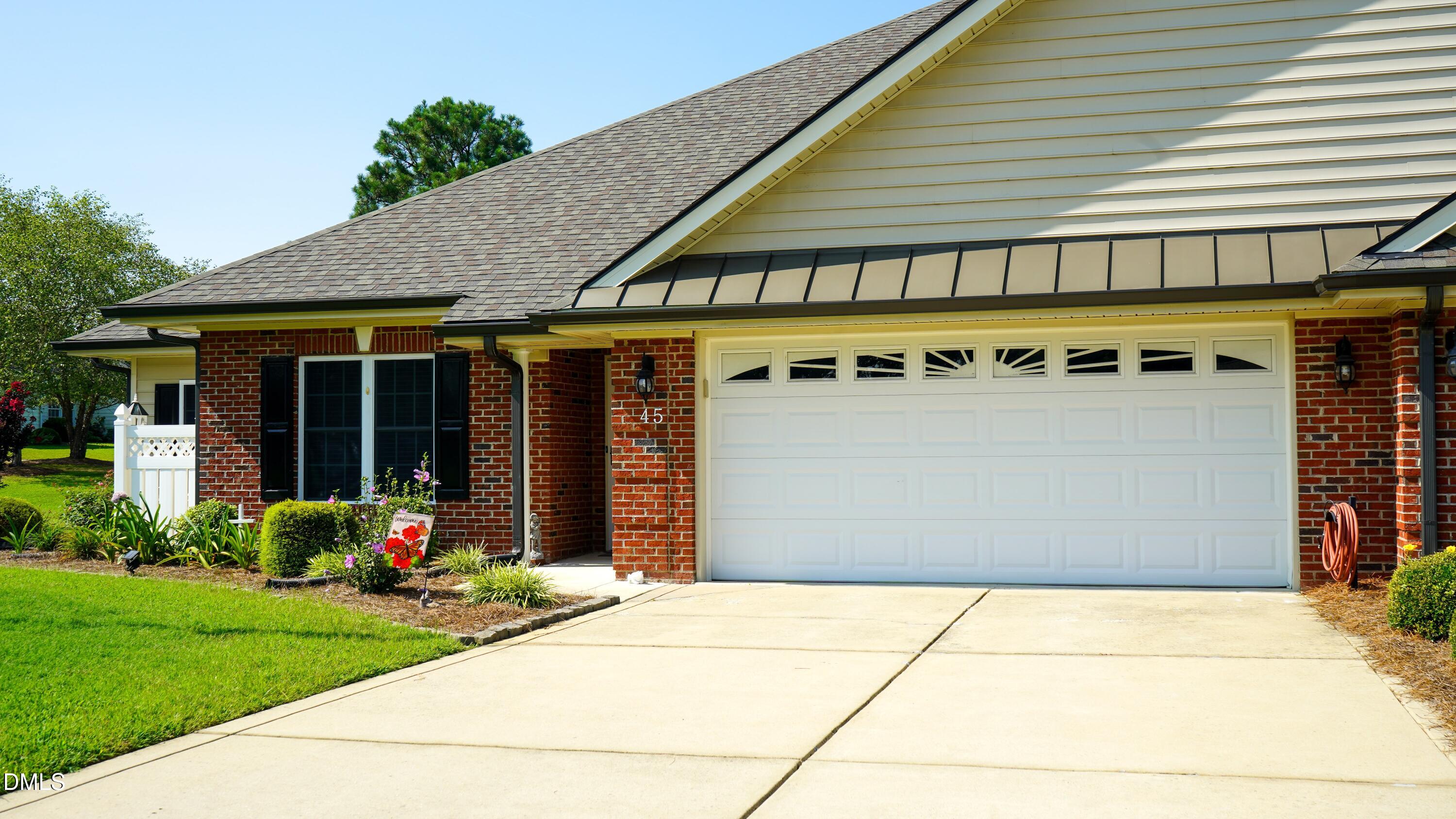 45 Glenfield Drive Property Photo 4