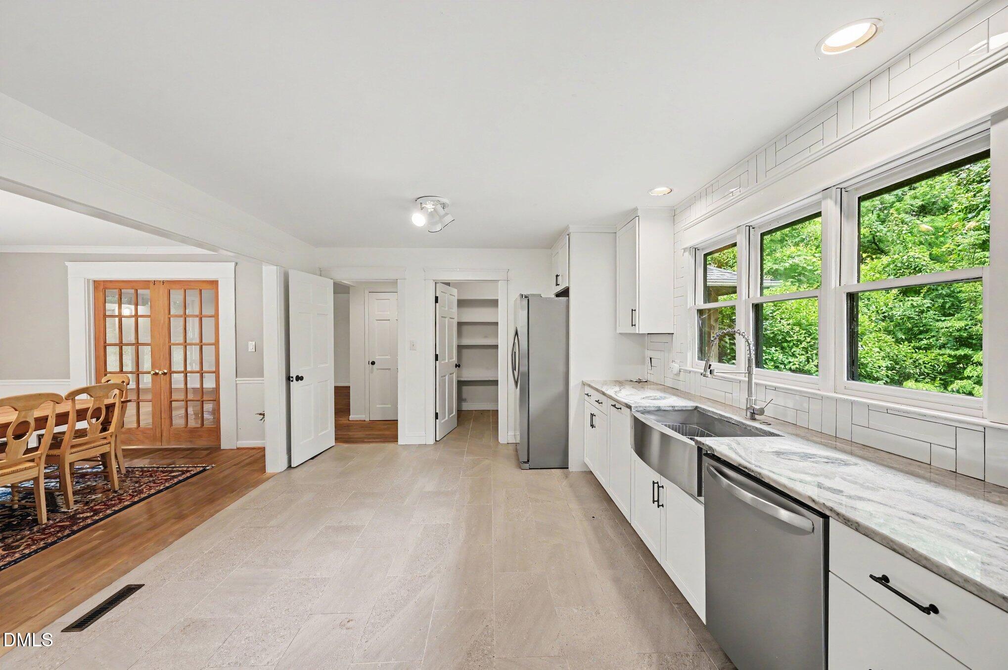 213 Hillsborough Street Property Photo 1