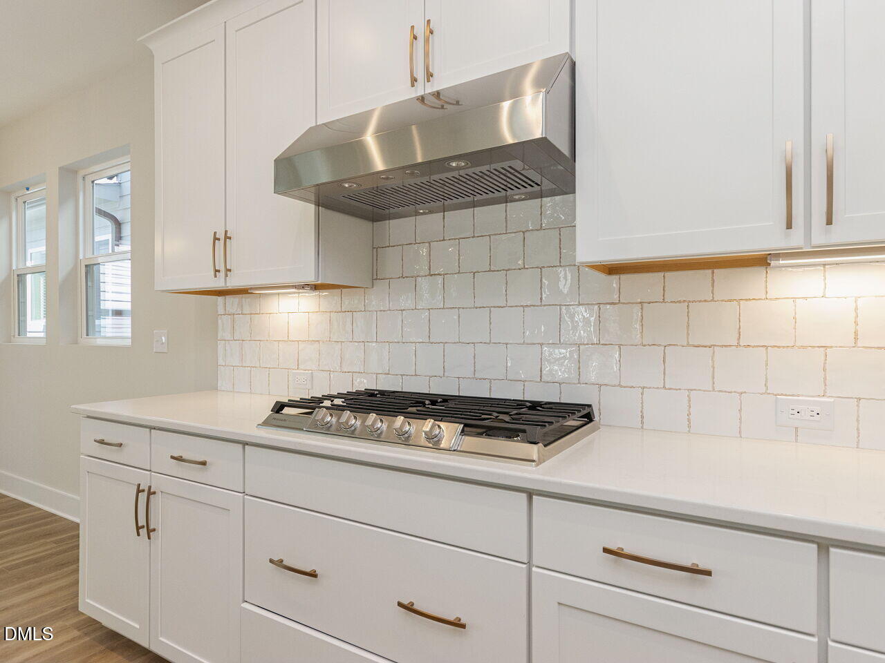 416 North Village Parkway Property Photo 1