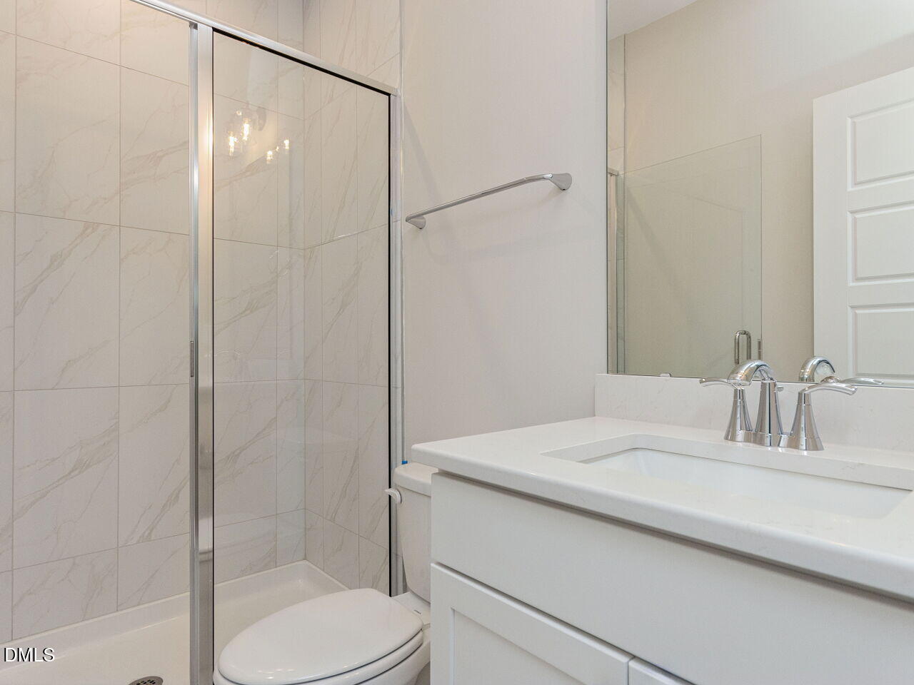 416 North Village Parkway Property Photo 10