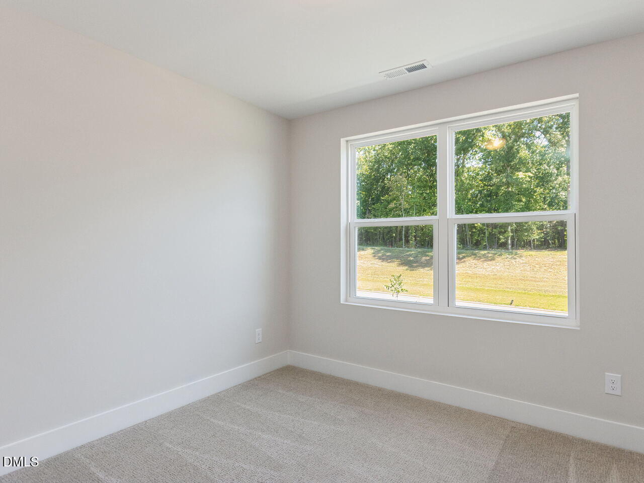 416 North Village Parkway Property Photo 27