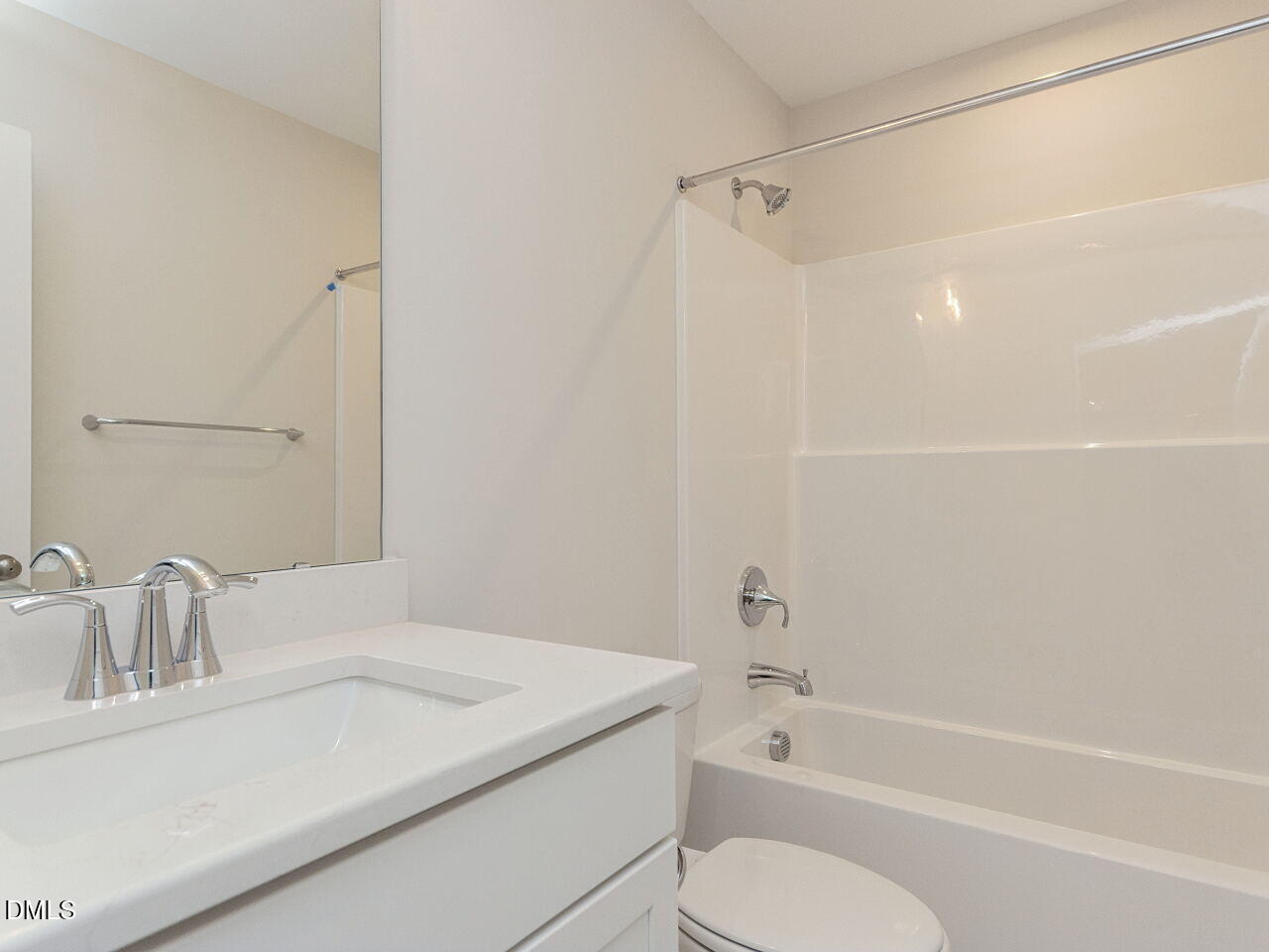 416 North Village Parkway Property Photo 30