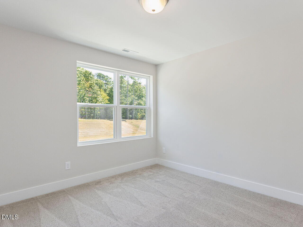 416 North Village Parkway Property Photo 32
