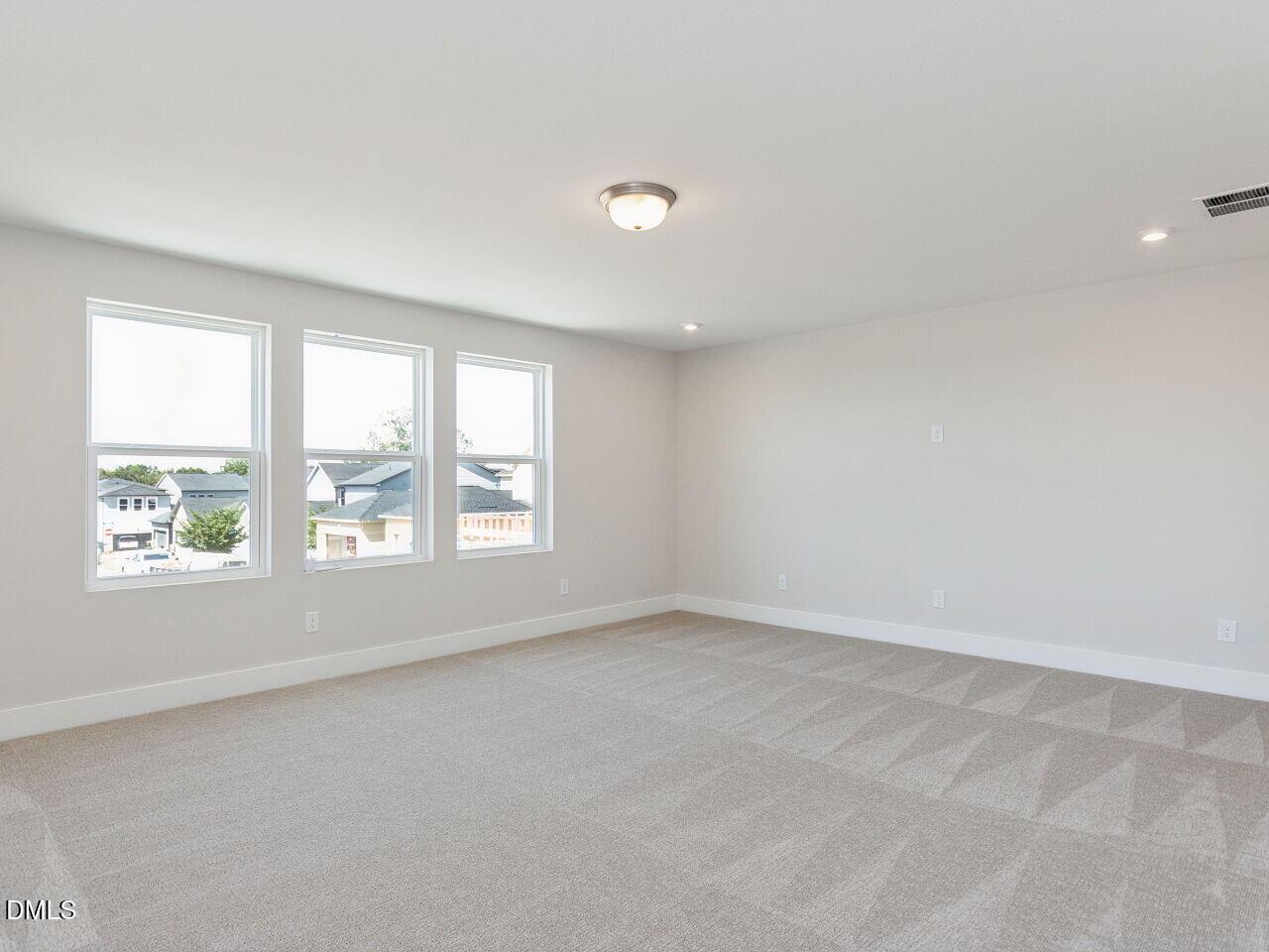 416 North Village Parkway Property Photo 35