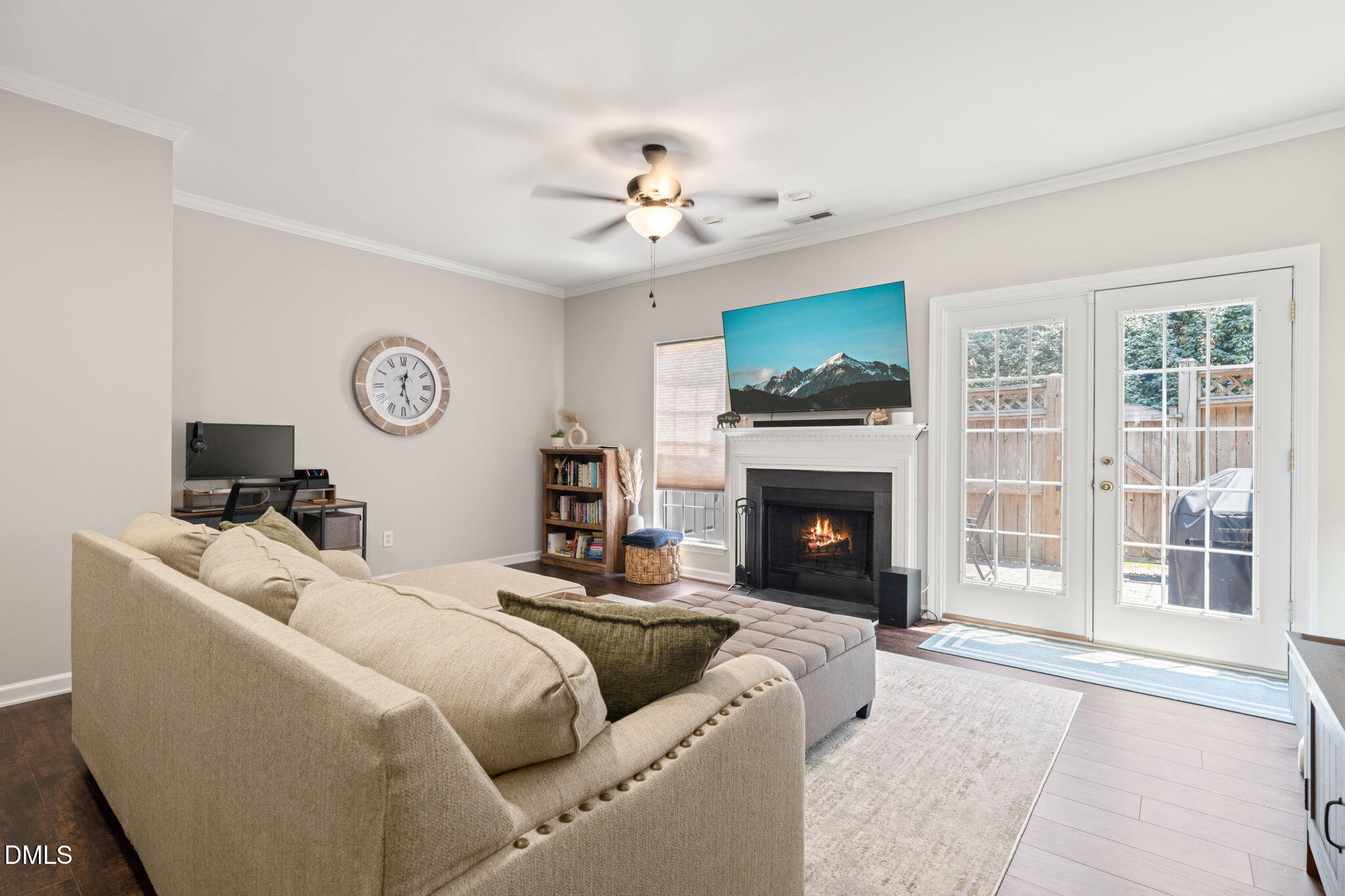 4323 Pine Springs Court Property Photo 12
