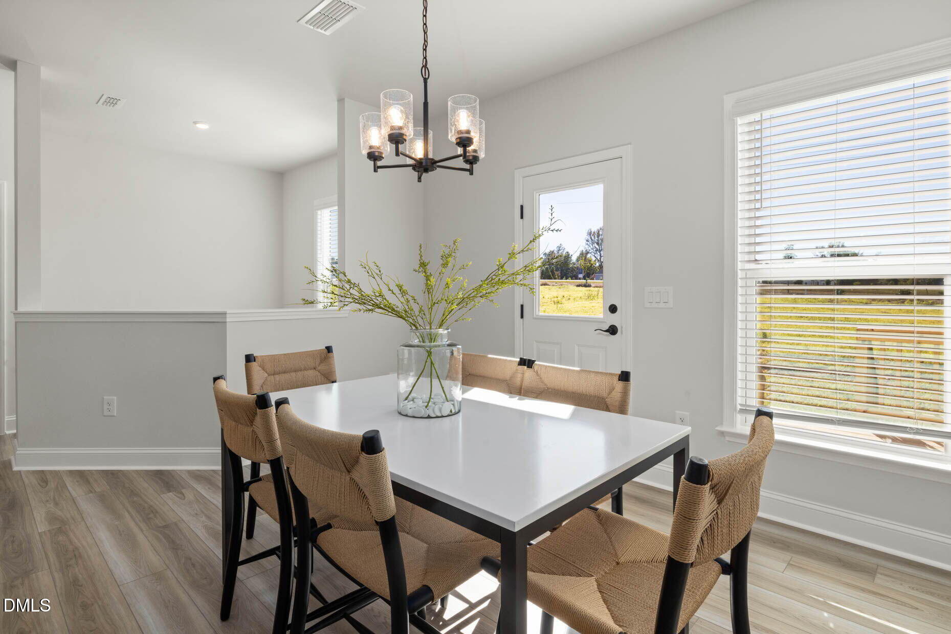 416 Willow Vale Avenue Property Photo 3