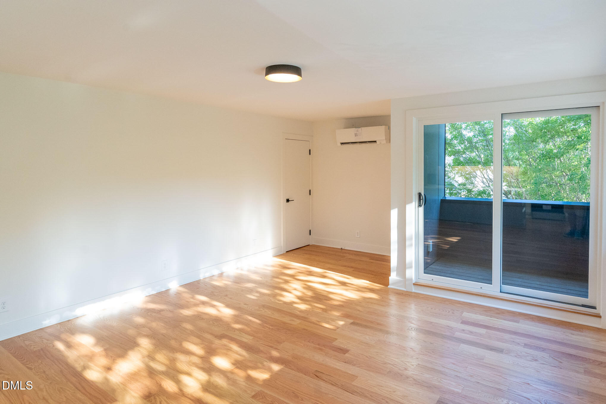 402 E Martin Street Property Photo 9