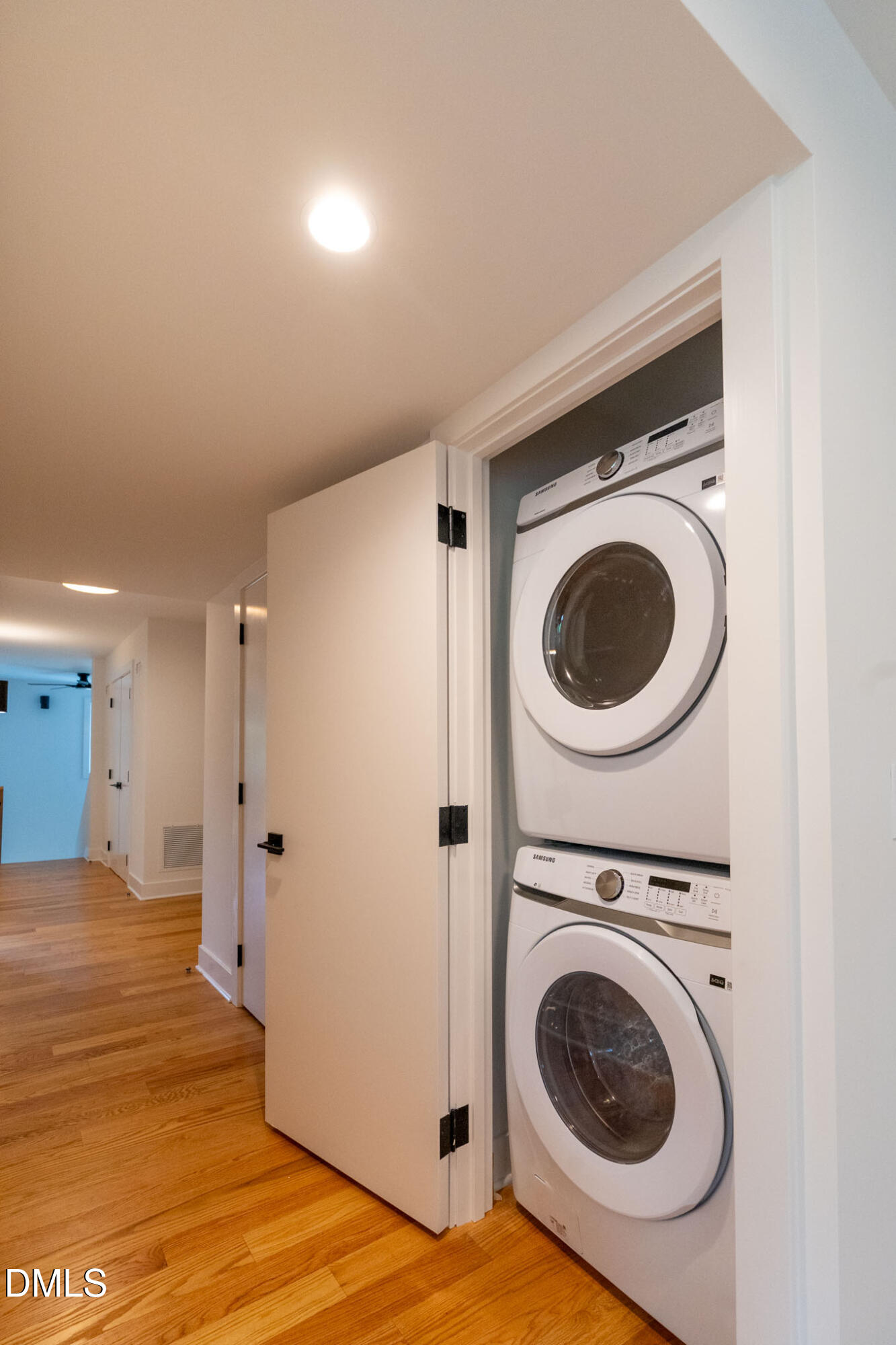 402 E Martin Street Property Photo 12