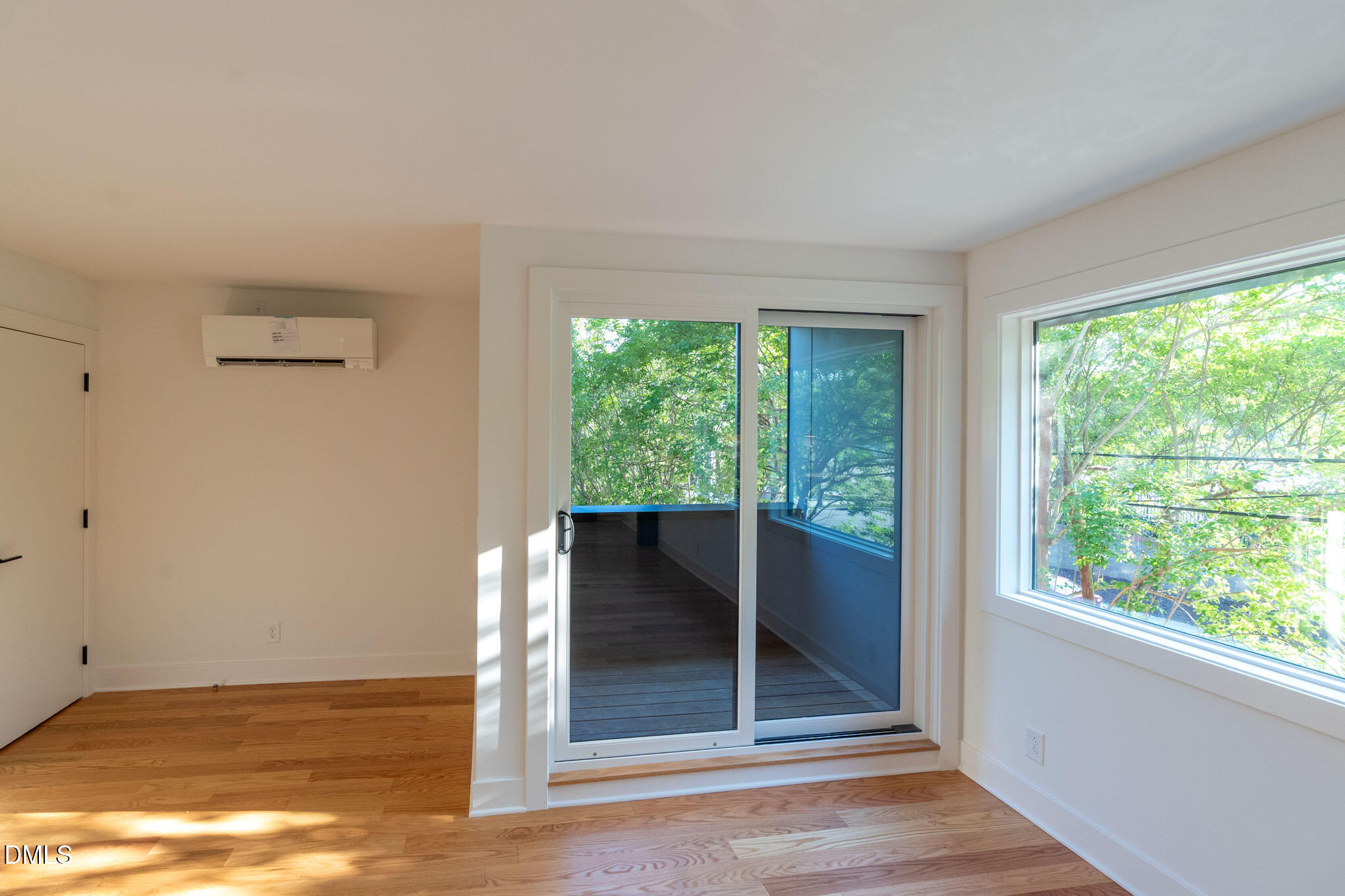 402 E Martin Street Property Photo 22