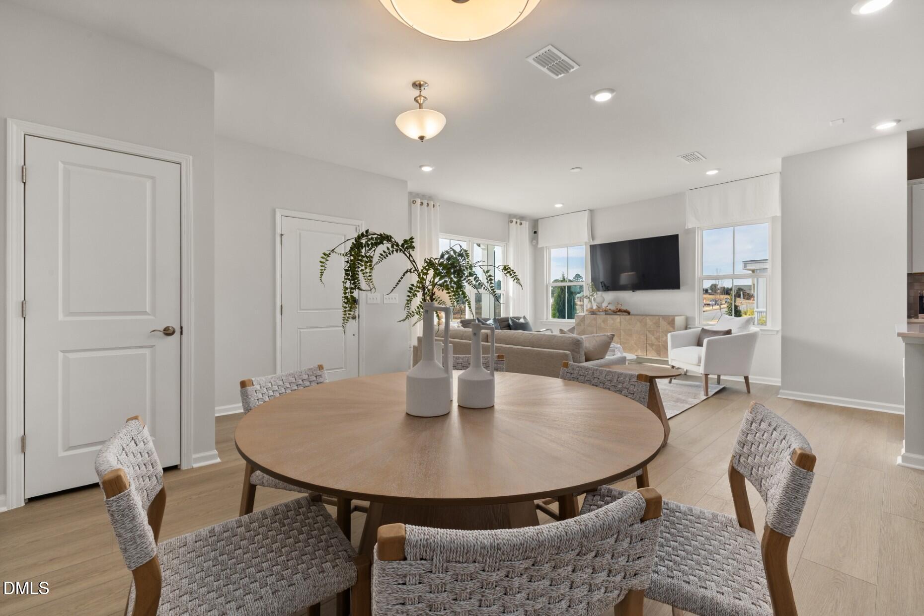 849 Weavers Abbey Place Property Photo 7