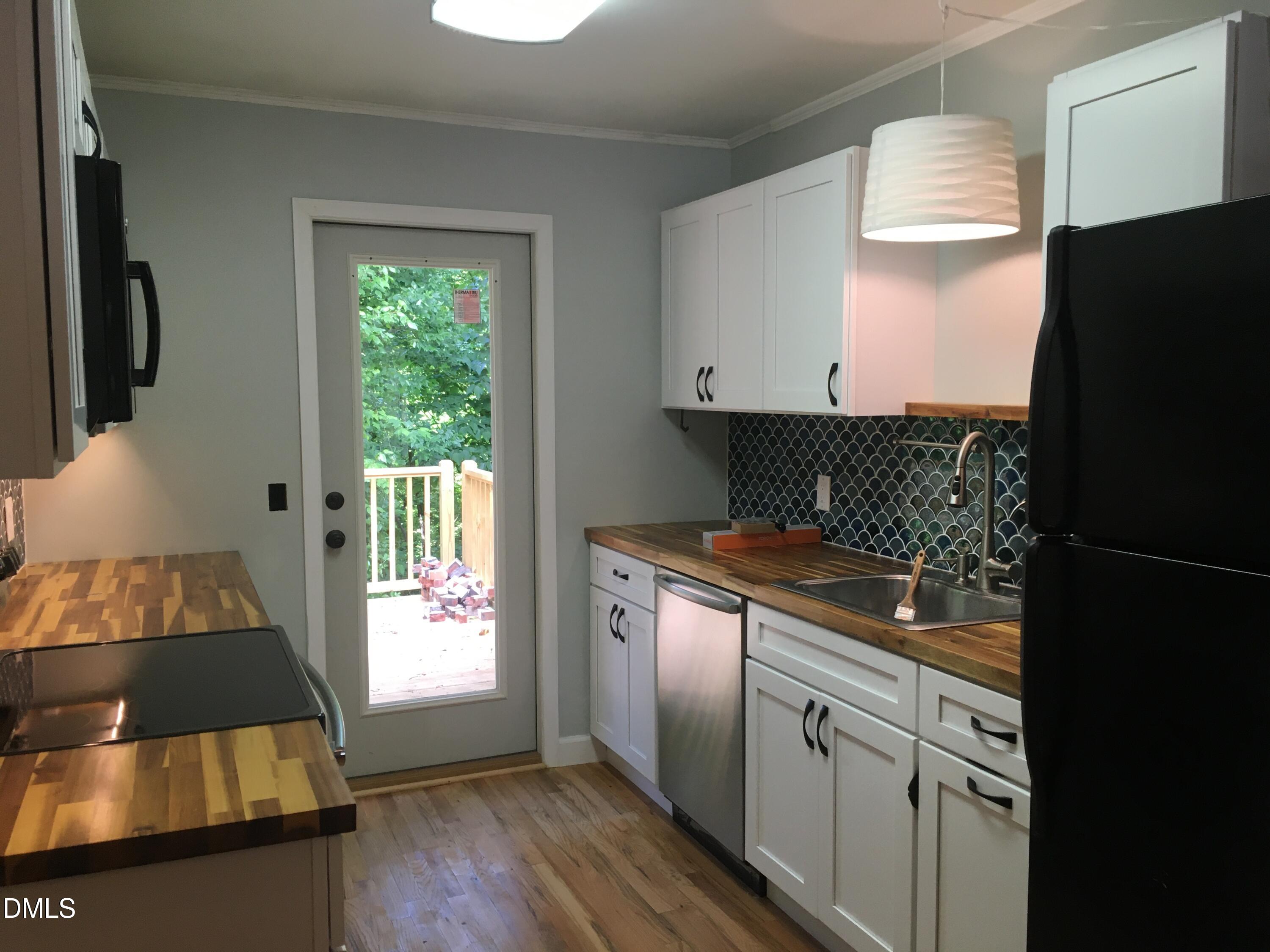 110 Bennett Property Photo 3