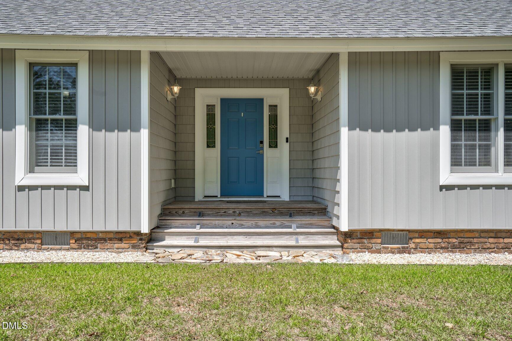 726 Thomas Road Property Photo 3