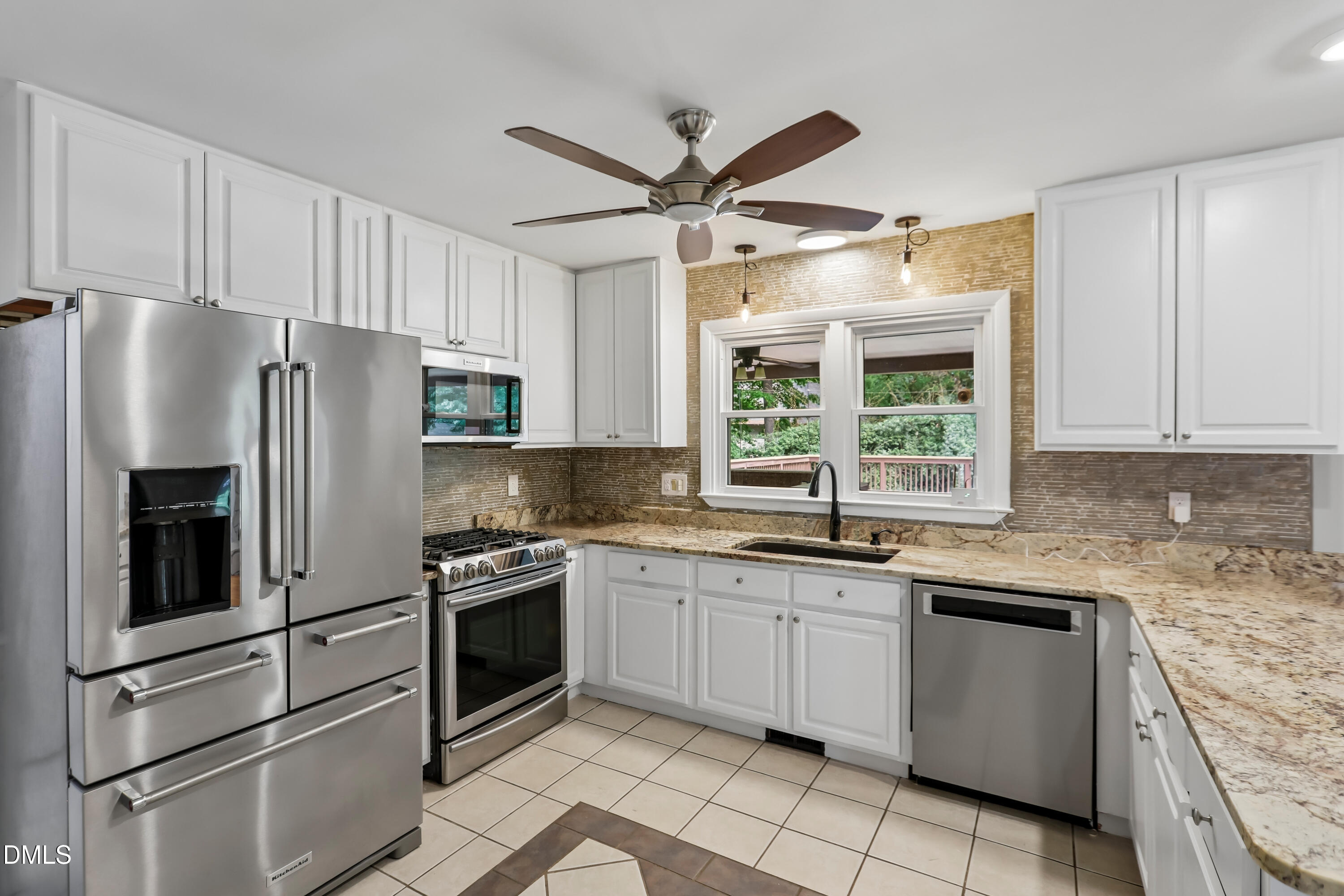 916 Quail Avenue Property Photo 11