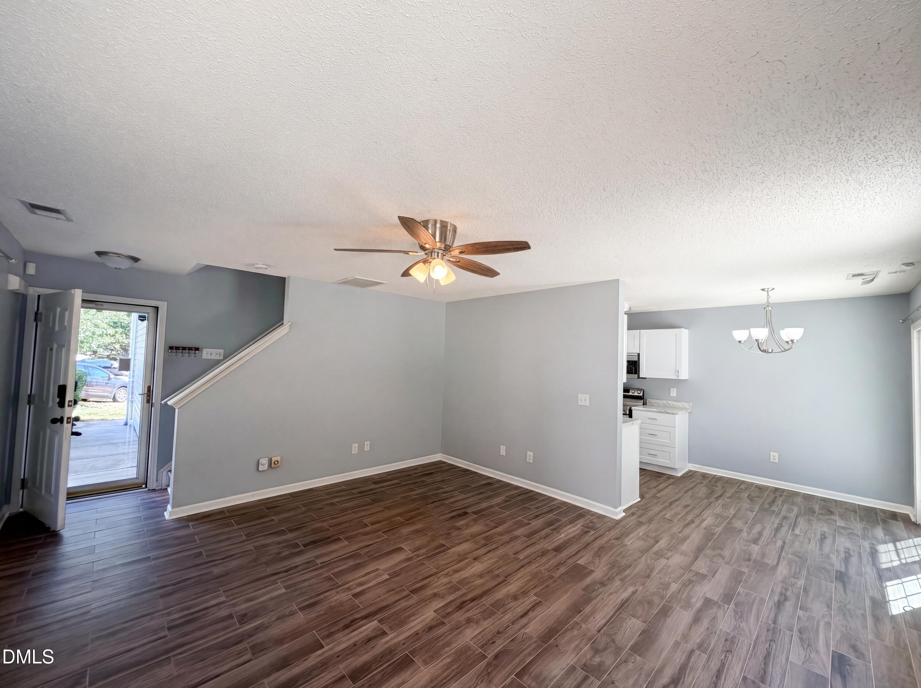 6005 Silkwater Court Property Photo 6