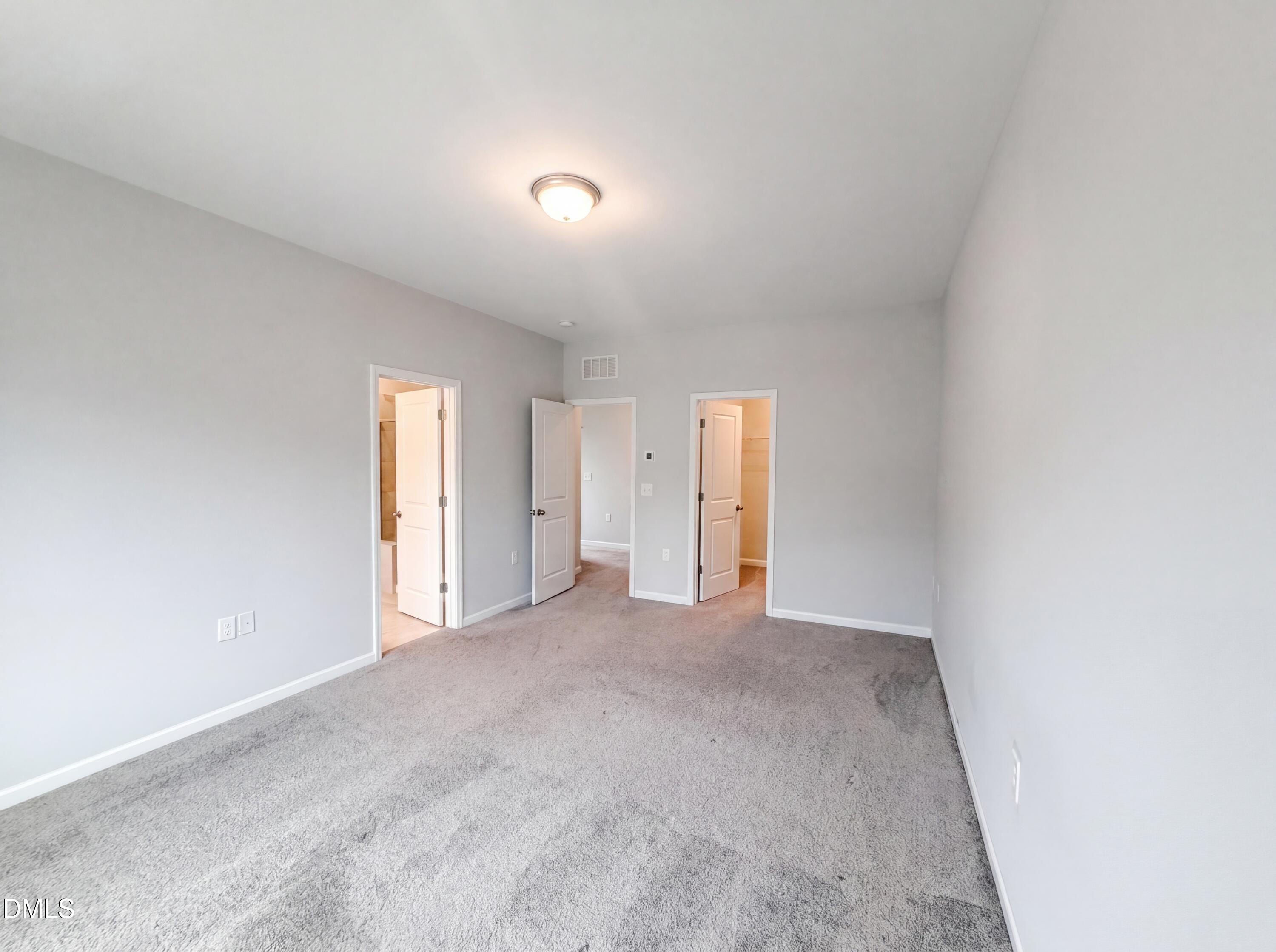 1118 Neighborly Way Property Photo 8