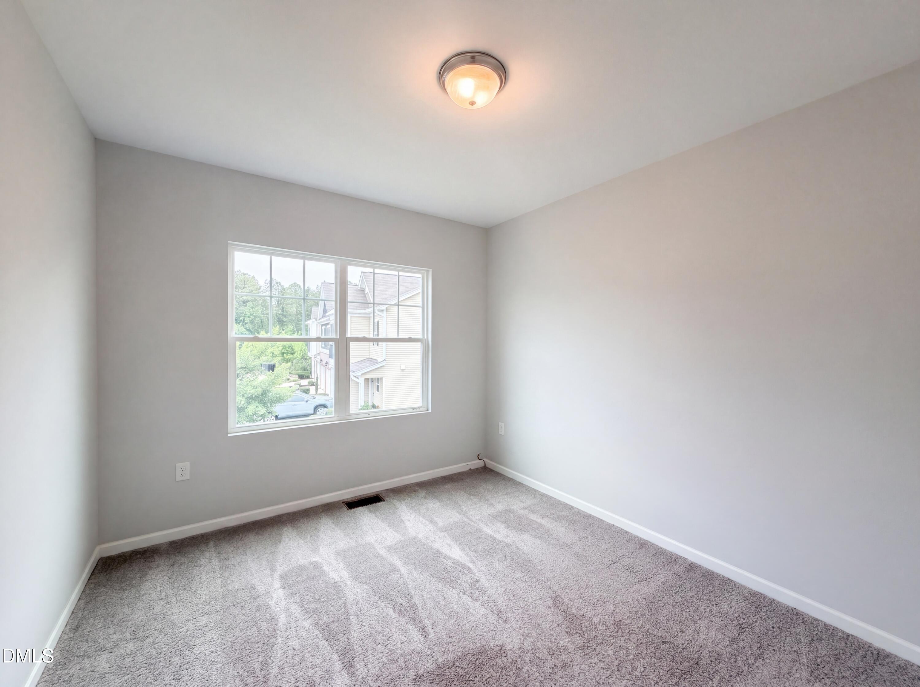 1118 Neighborly Way Property Photo 9