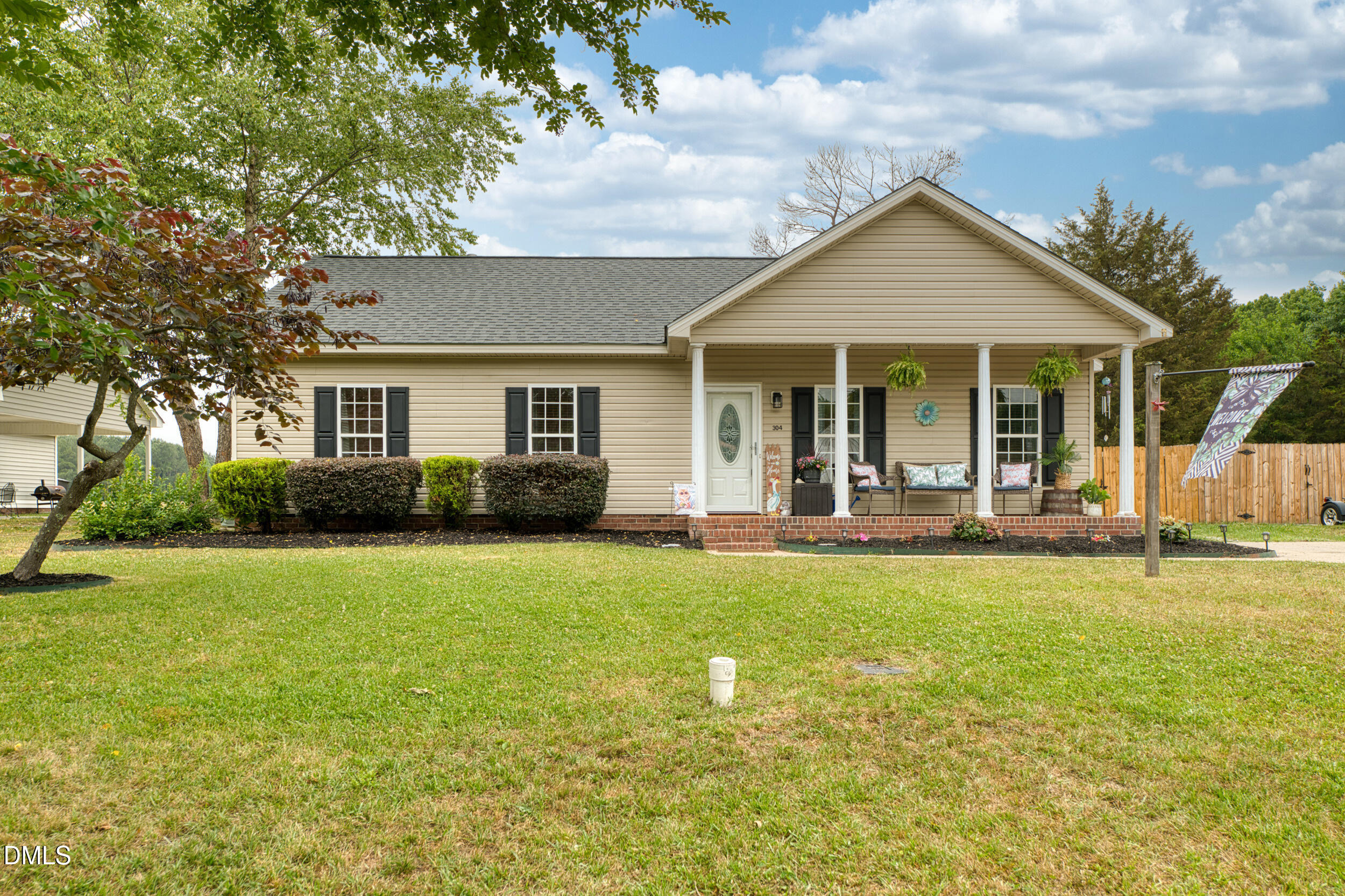 304 Sandy Knob Lane Property Photo 1