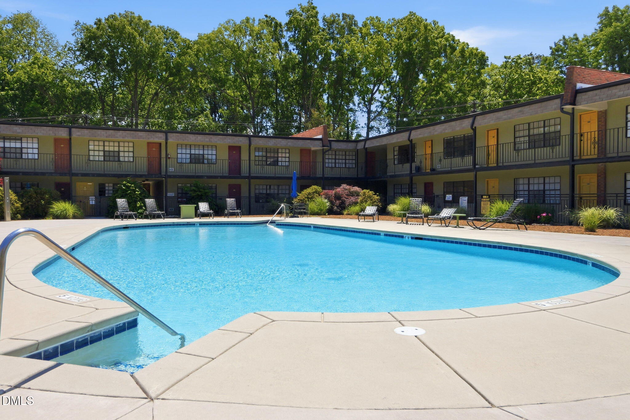 807 W Trinity Avenue Apt 118 Property Photo 43