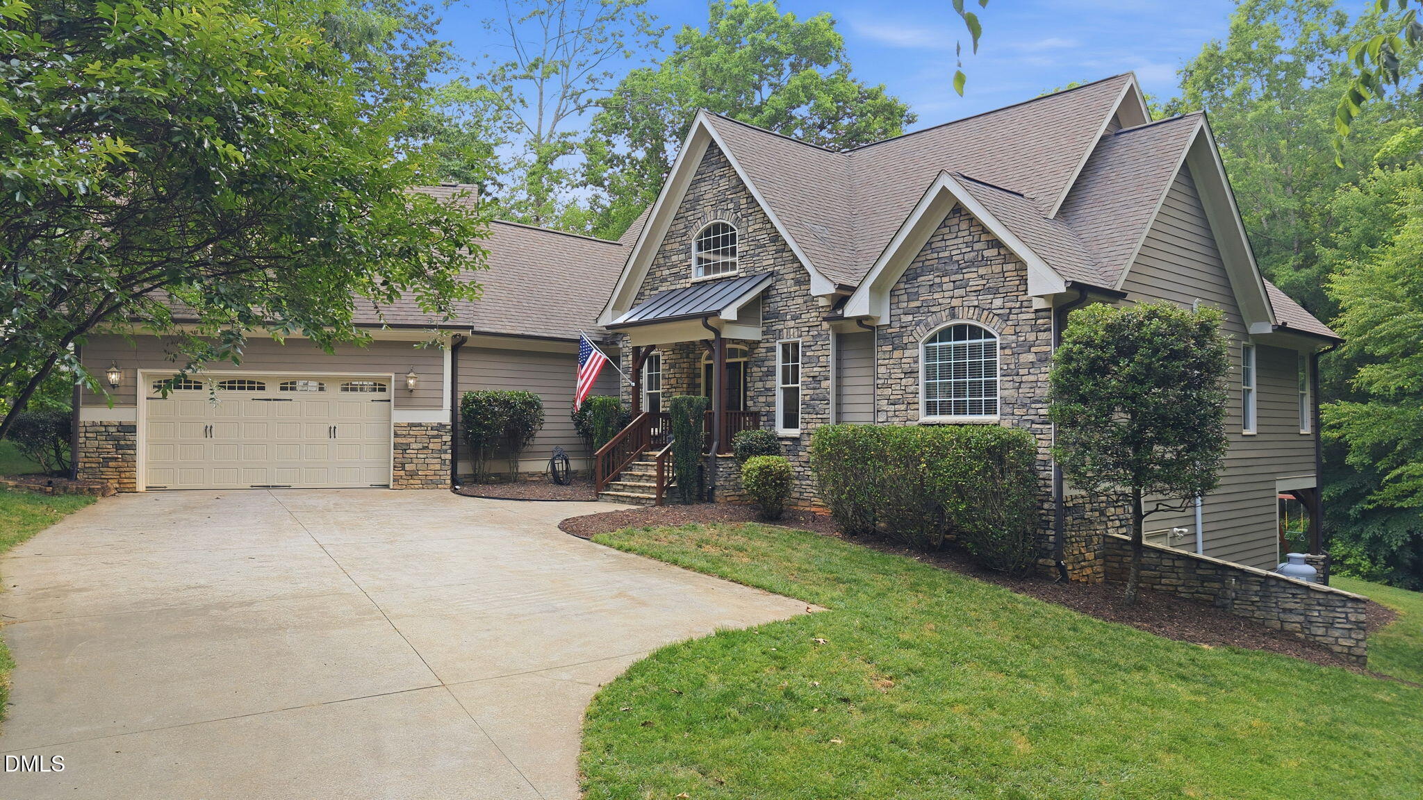 1001 Browning Place