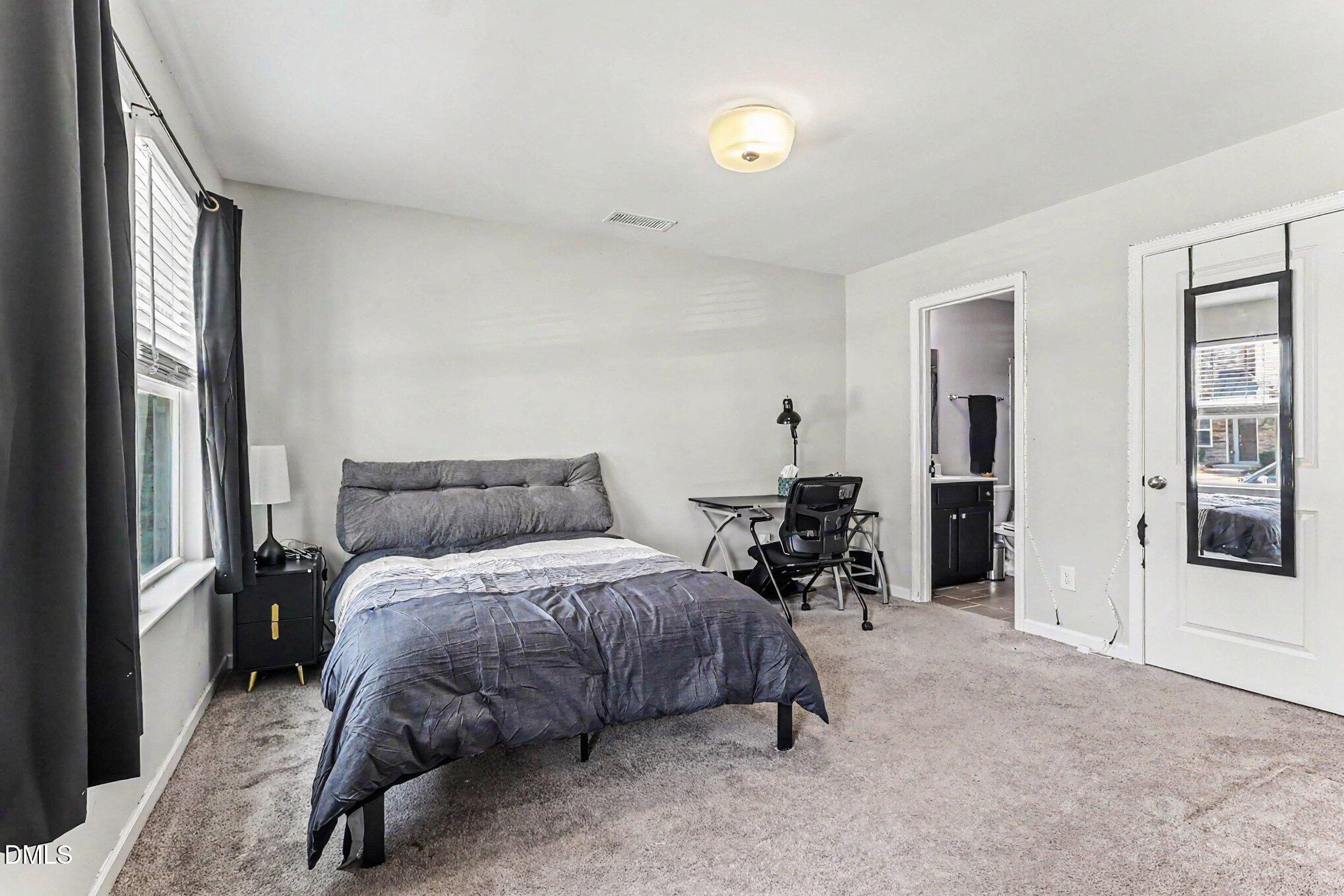 327 Great Northern Station Property Photo 5