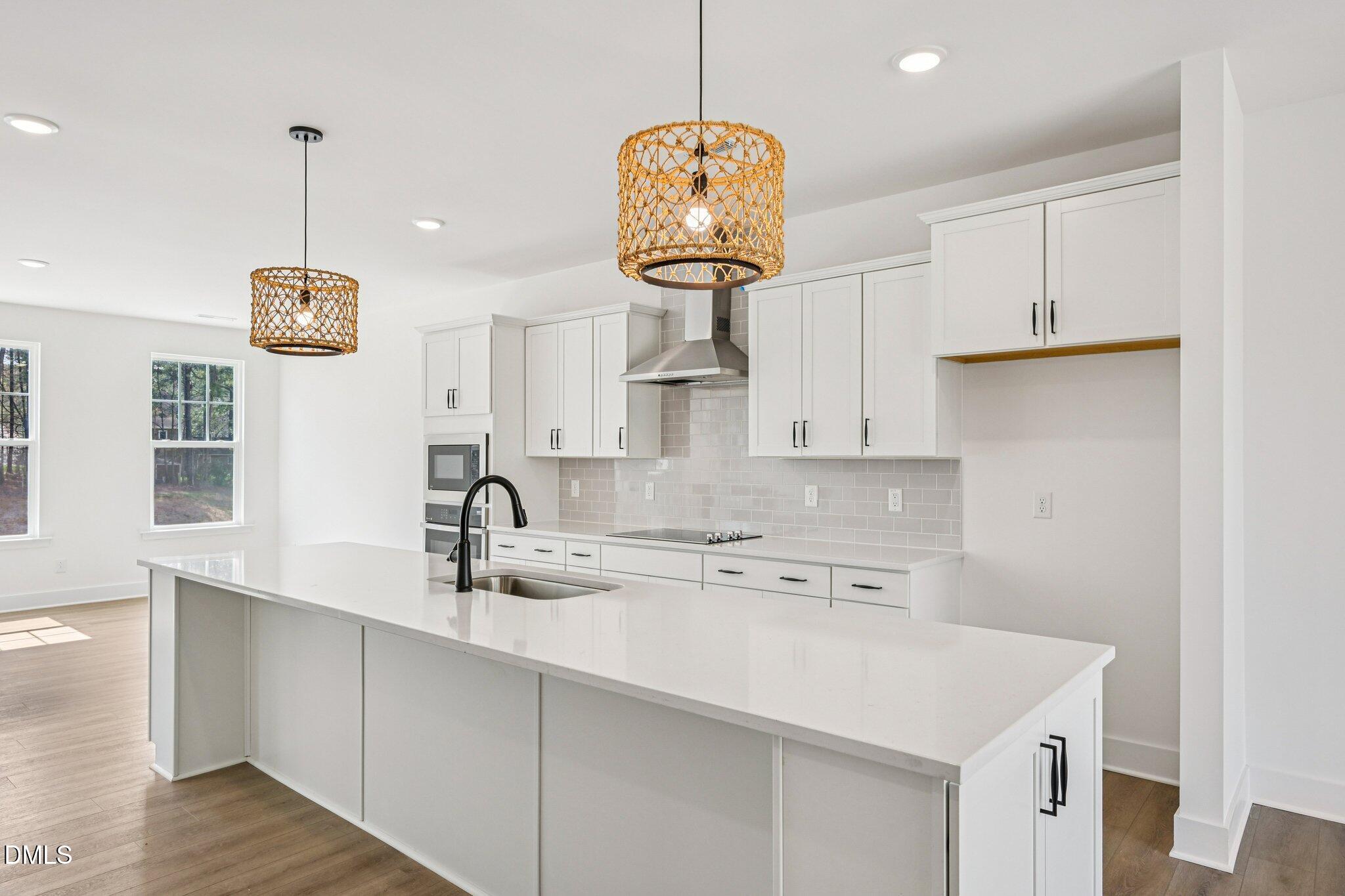 10915 Bayflower Way Property Photo 2