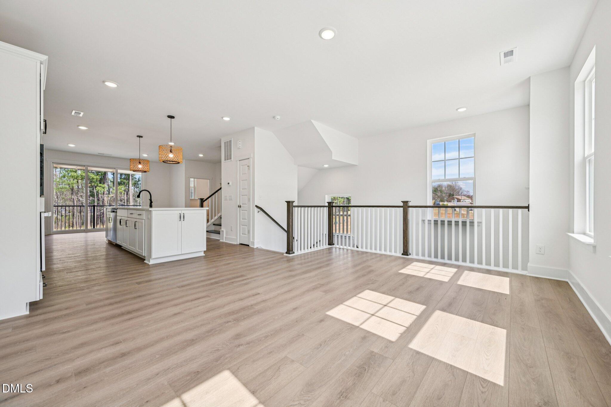 10915 Bayflower Way Property Photo 4