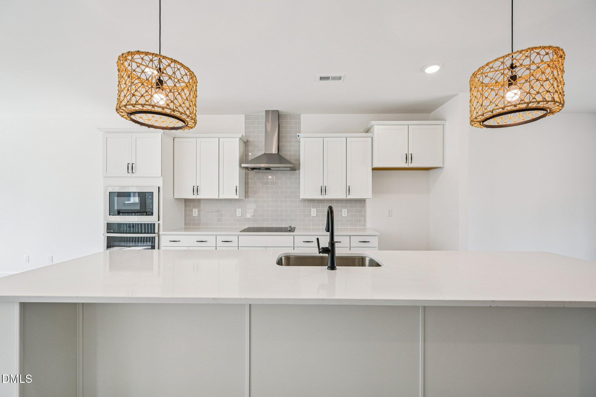 10915 Bayflower Way Property Photo 12