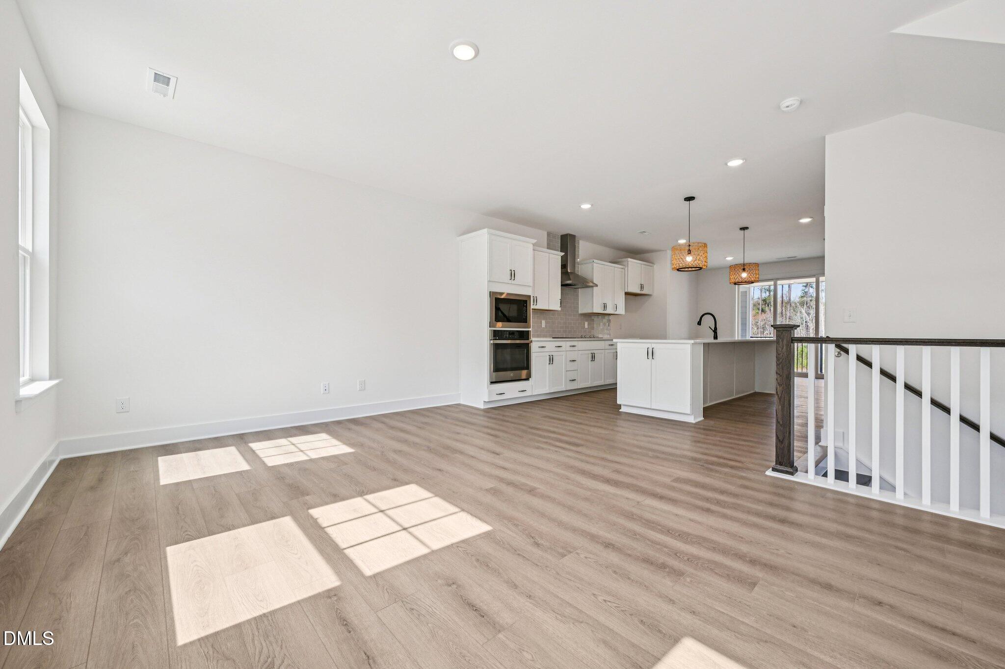 10915 Bayflower Way Property Photo 17