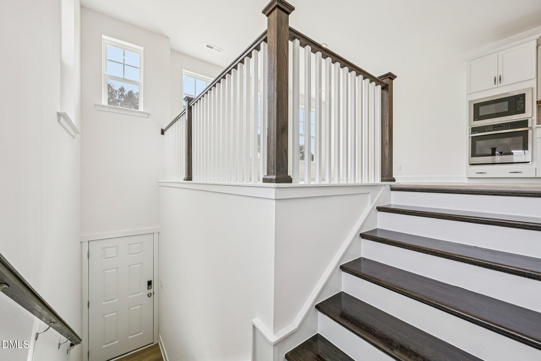 10915 Bayflower Way Property Photo 25