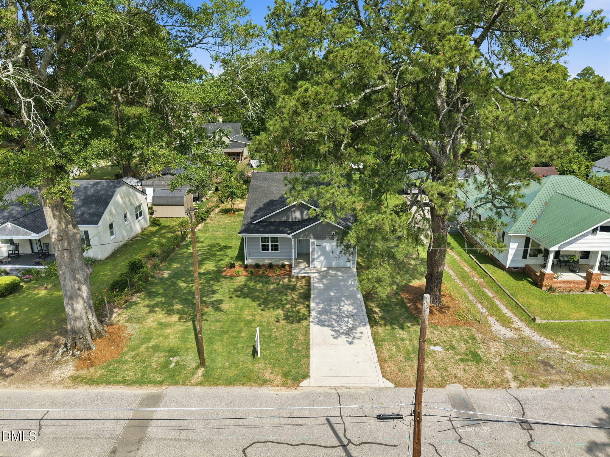 306 S Washington Avenue Property Photo 3