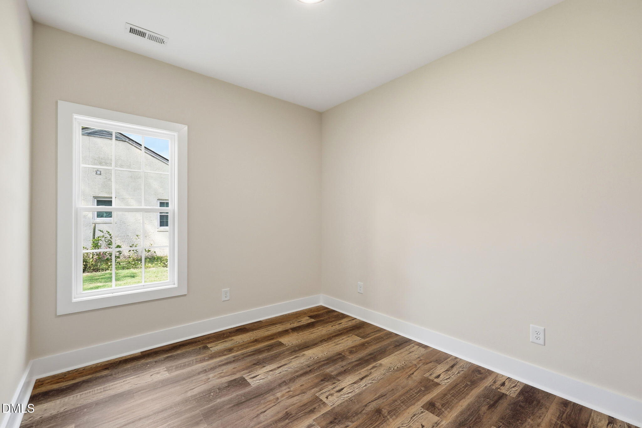 306 S Washington Avenue Property Photo 22