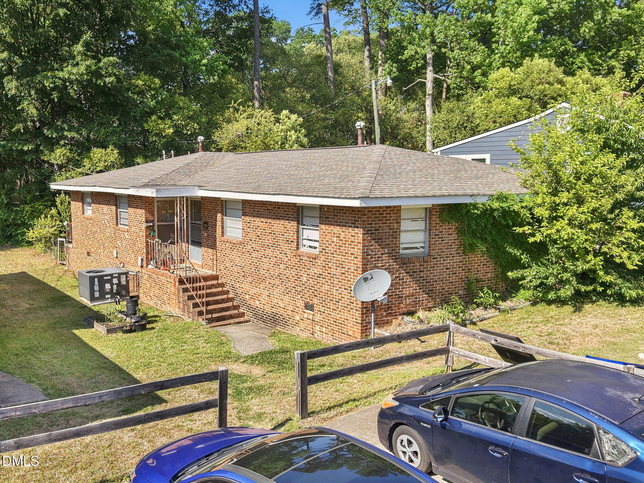 332 Clark Street A & B Property Photo 1