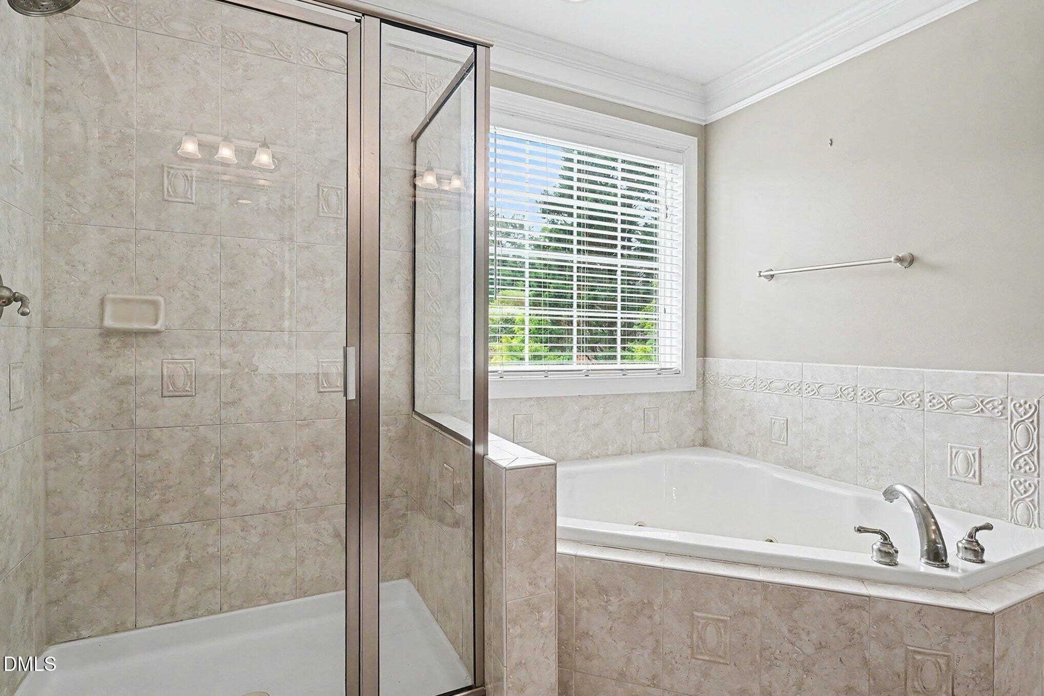 517 Wheddon Cross Way Property Photo 8