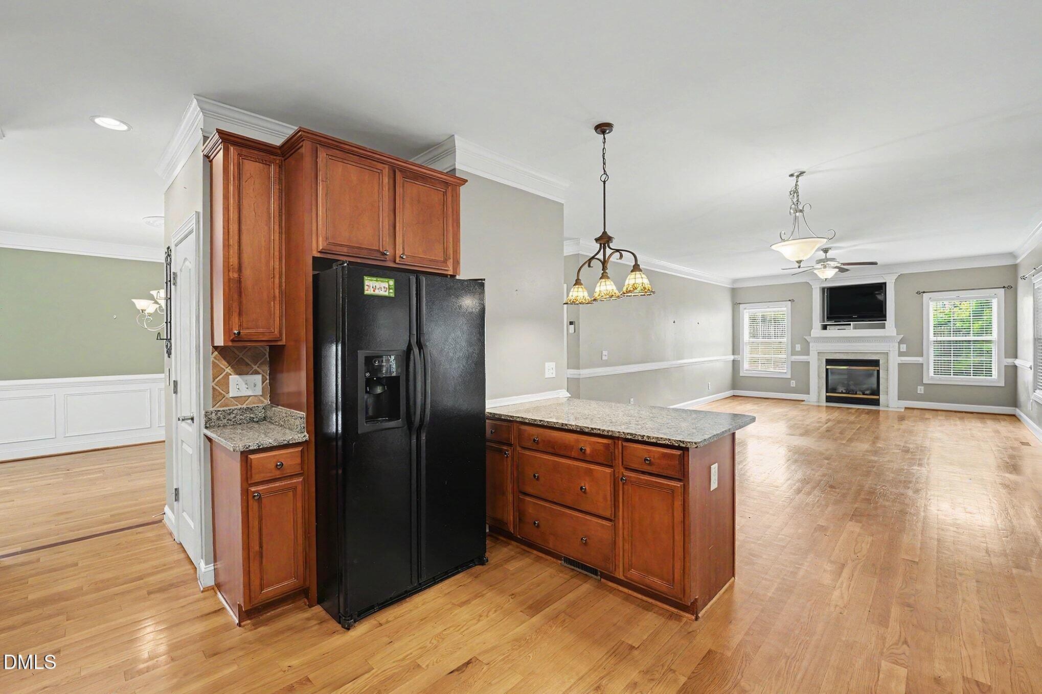 517 Wheddon Cross Way Property Photo 15