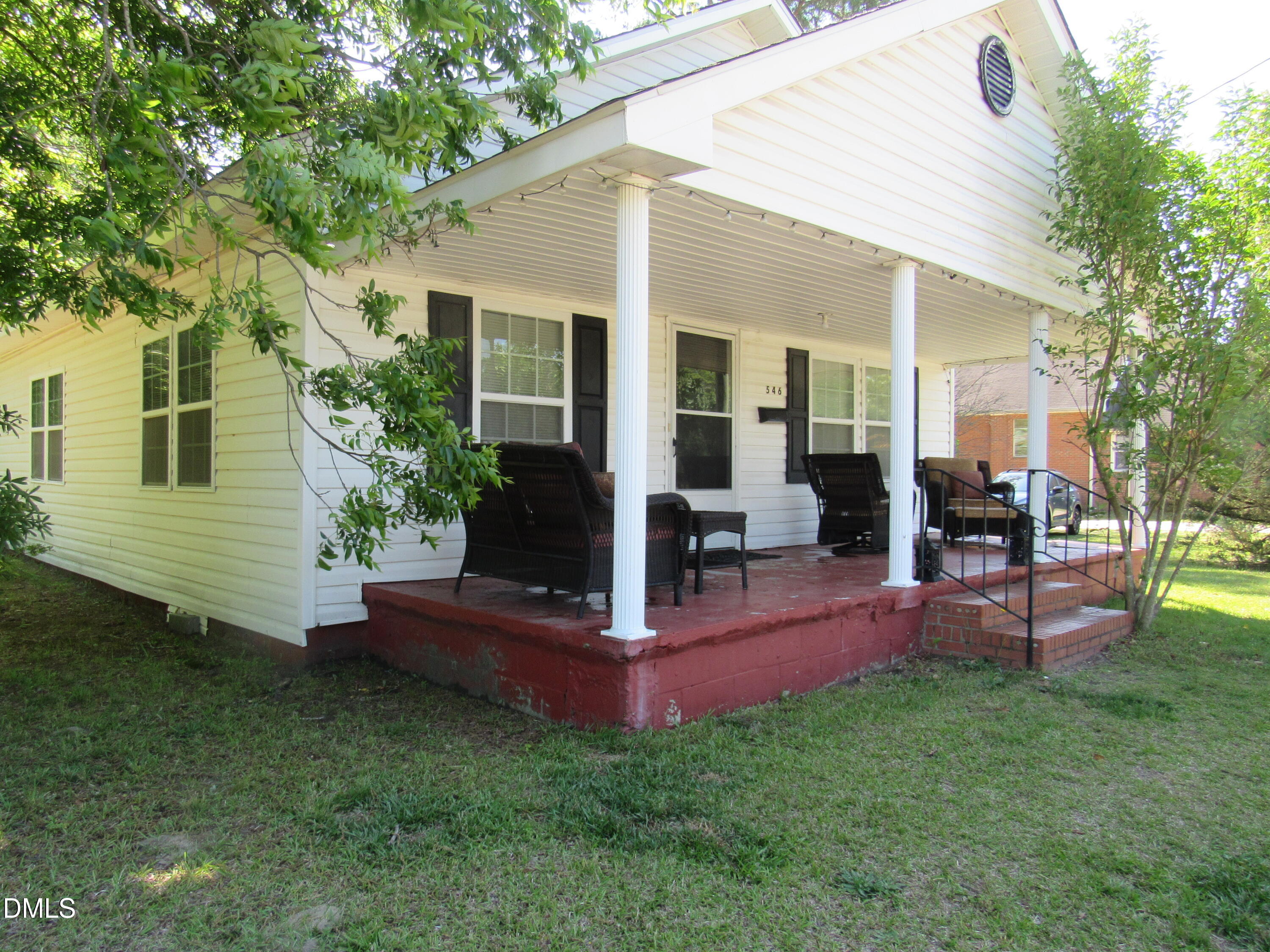 546 E Front Street Property Photo 3