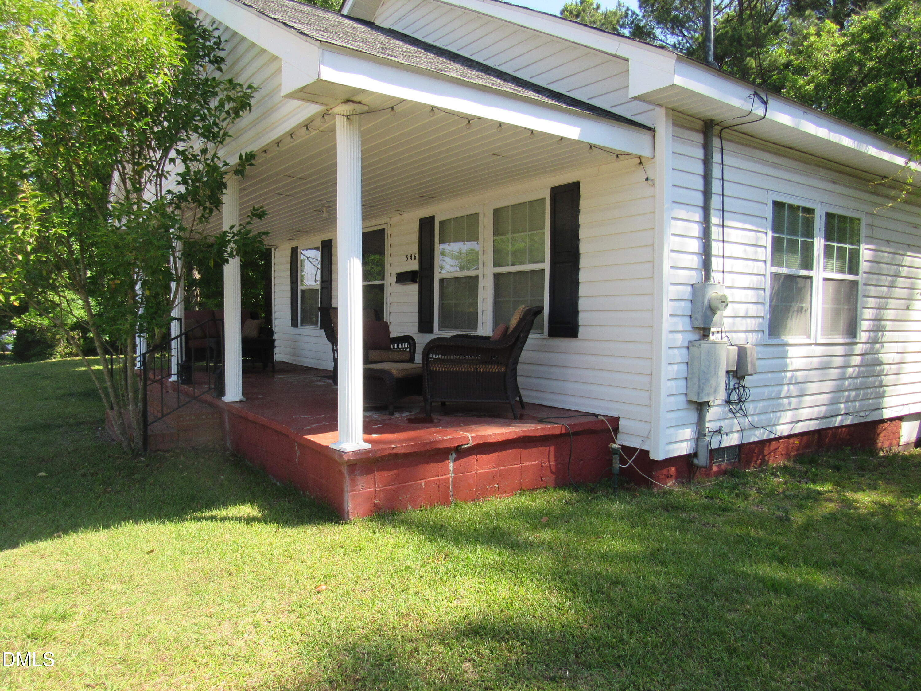 546 E Front Street Property Photo 4