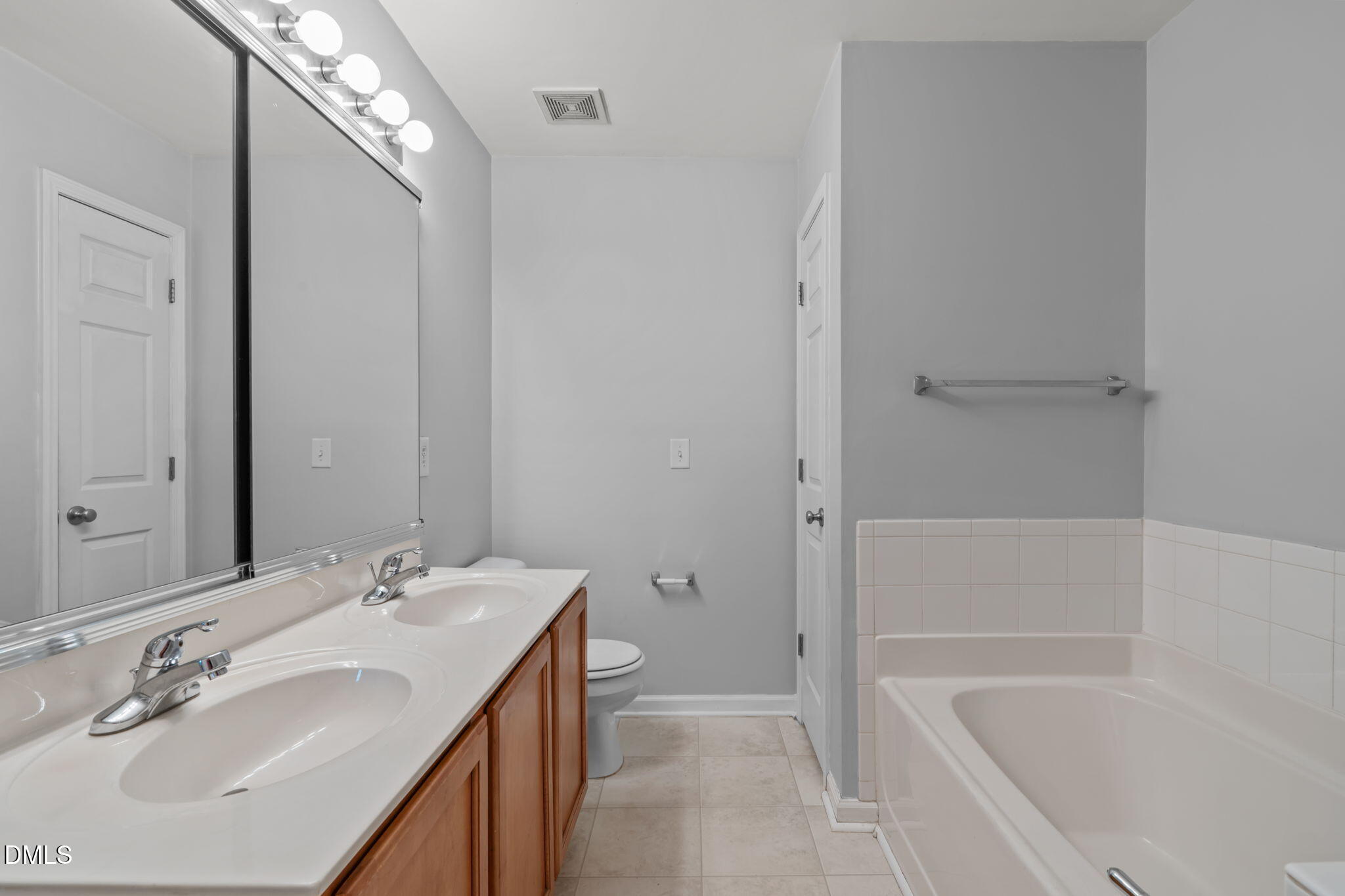 11701 Coppergate Drive 103 Property Photo 26