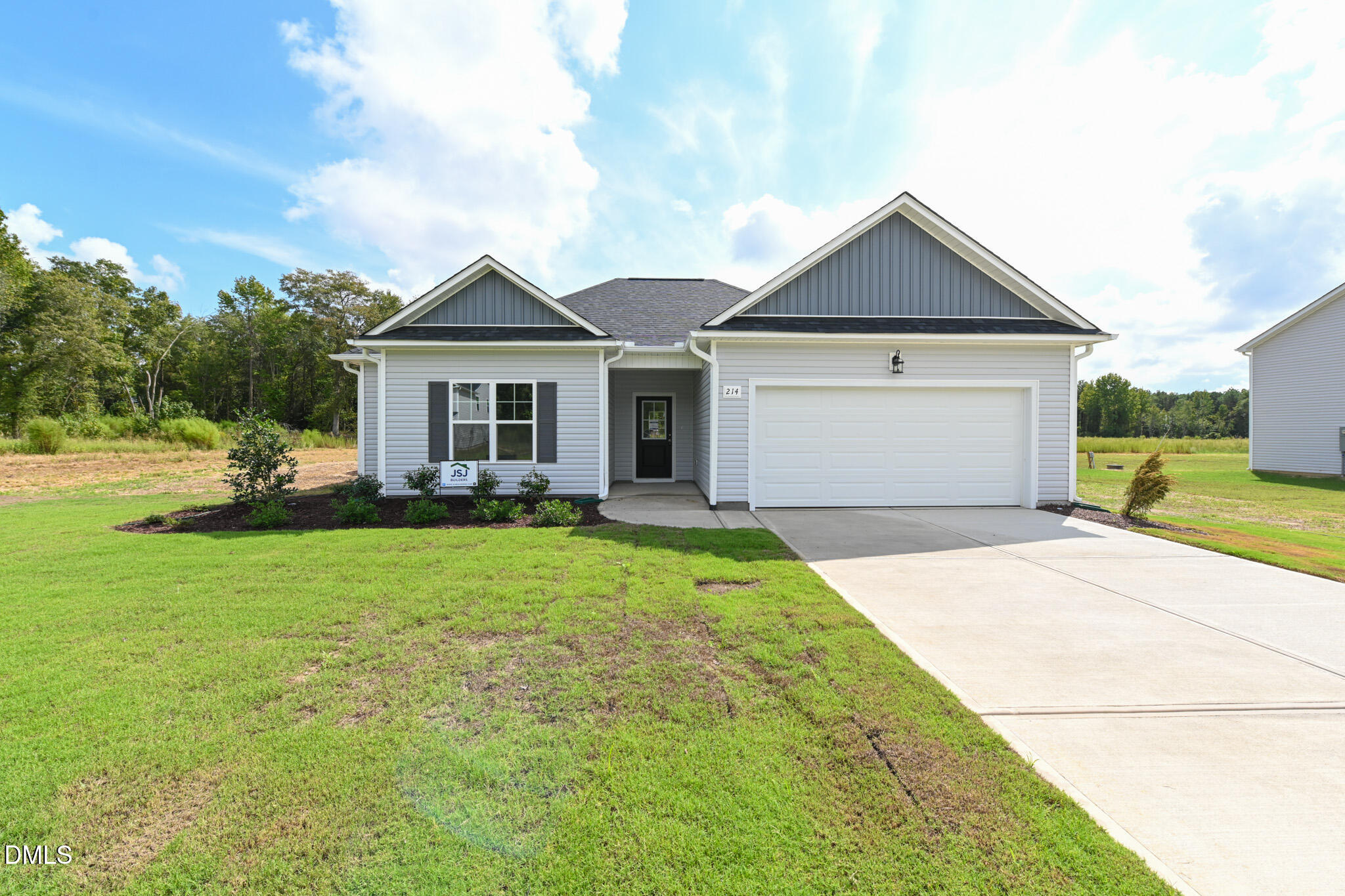 214 Hill Valley Drive Property Photo 1