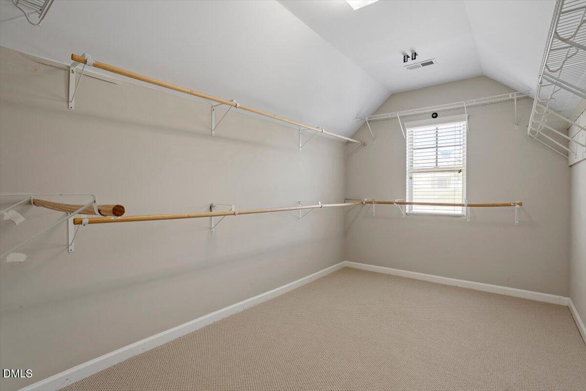 1002 Emerald Court Property Photo 31