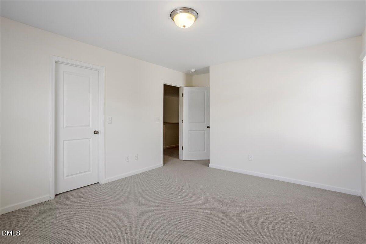 1002 Emerald Court Property Photo 40
