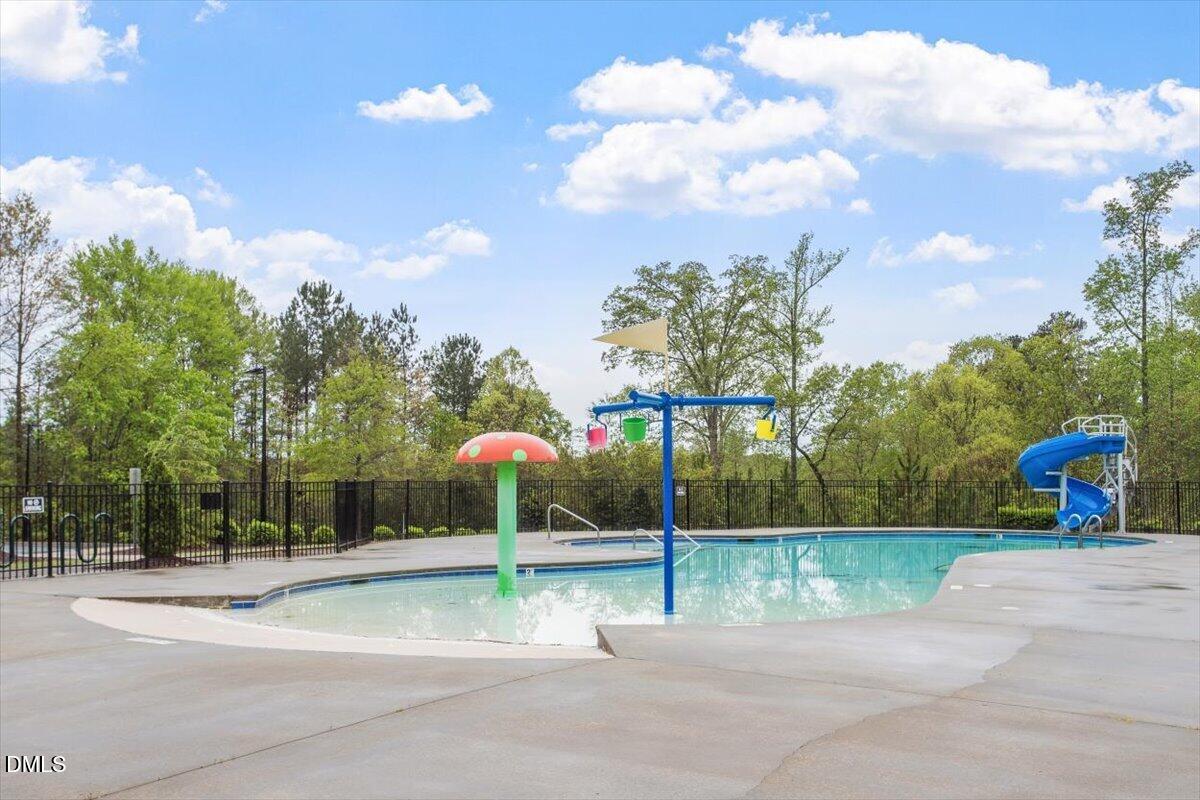 1002 Emerald Court Property Photo 46