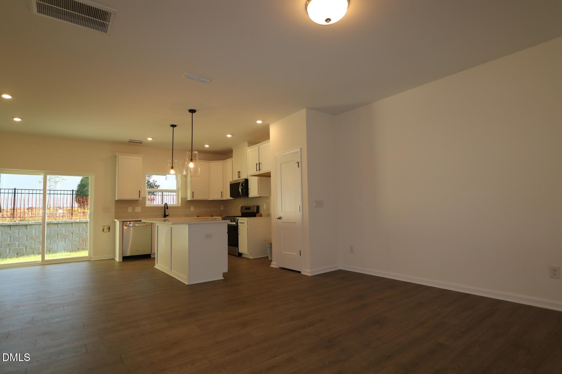 5108 Silver Brook Road Property Photo 2