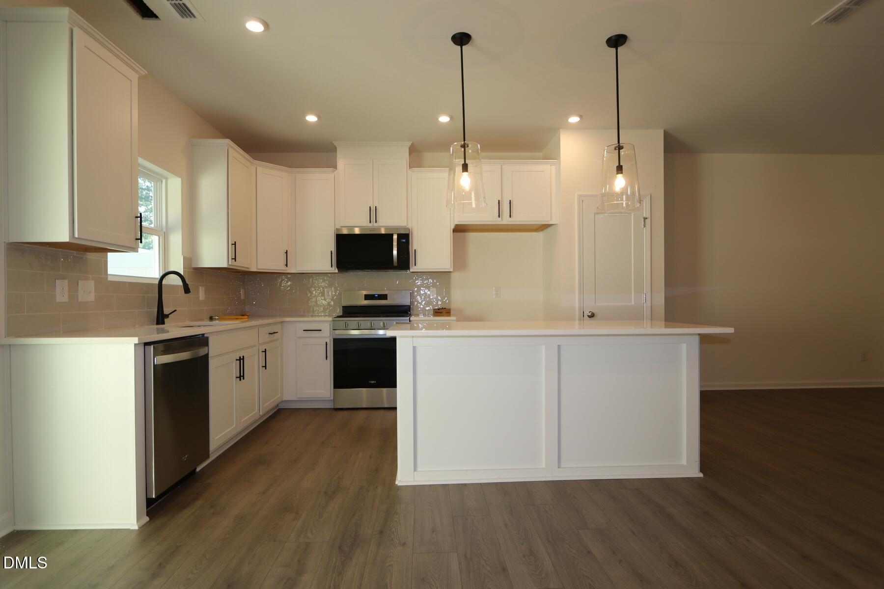 5108 Silver Brook Road Property Photo 3