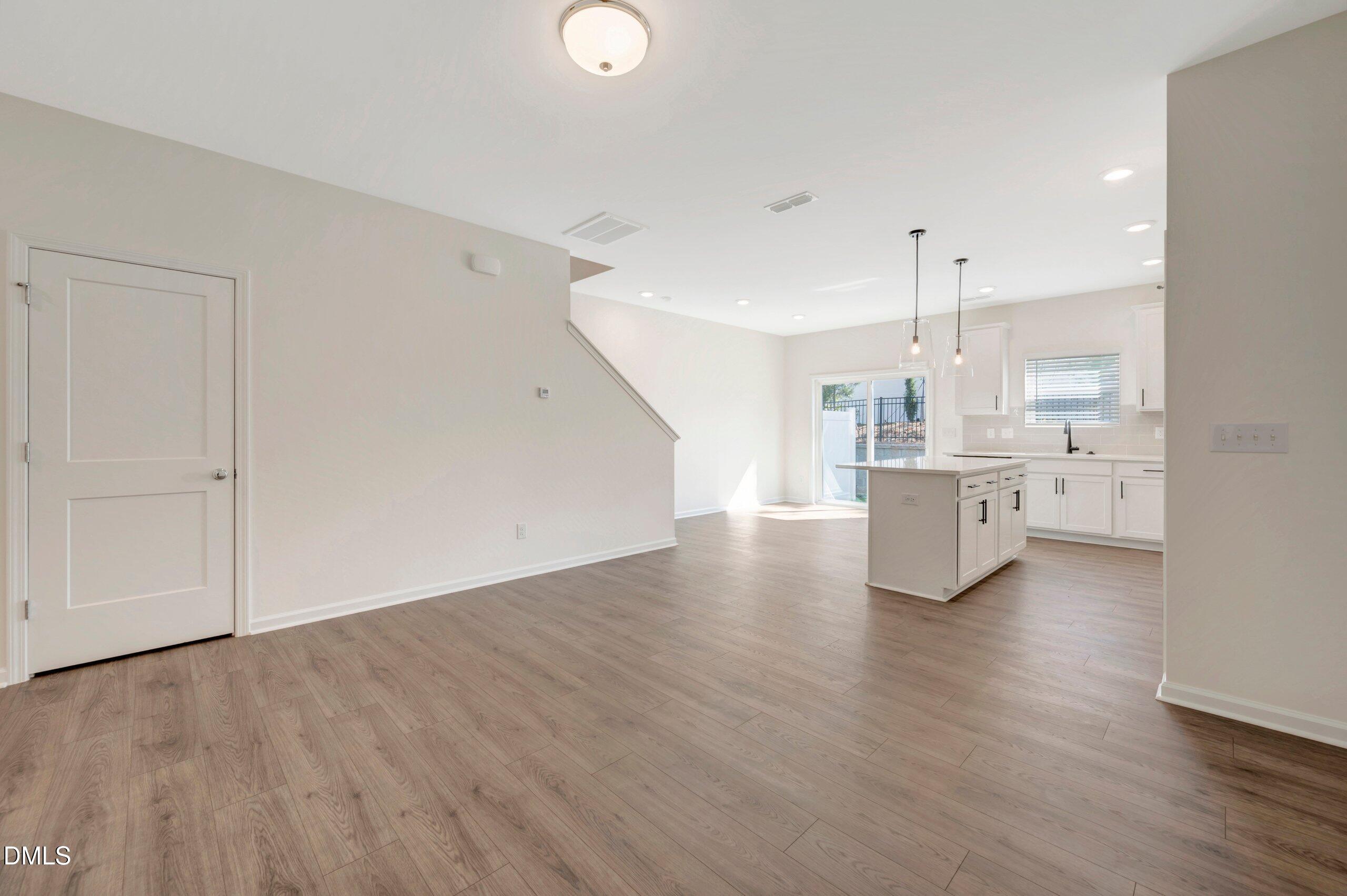 5108 Silver Brook Road Property Photo 3
